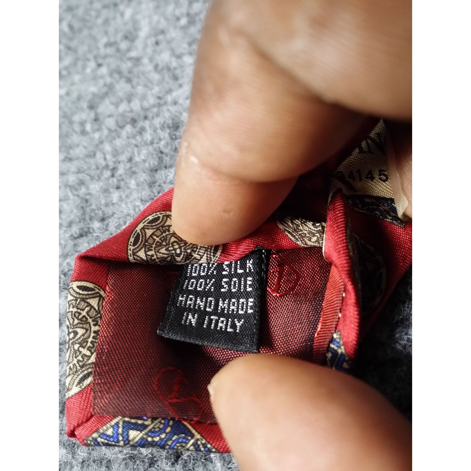 Vintage Valentino Cravatte Silk Neck Tie Men Italy Geometric Red Des Size ONE SIZE - 5 Thumbnail