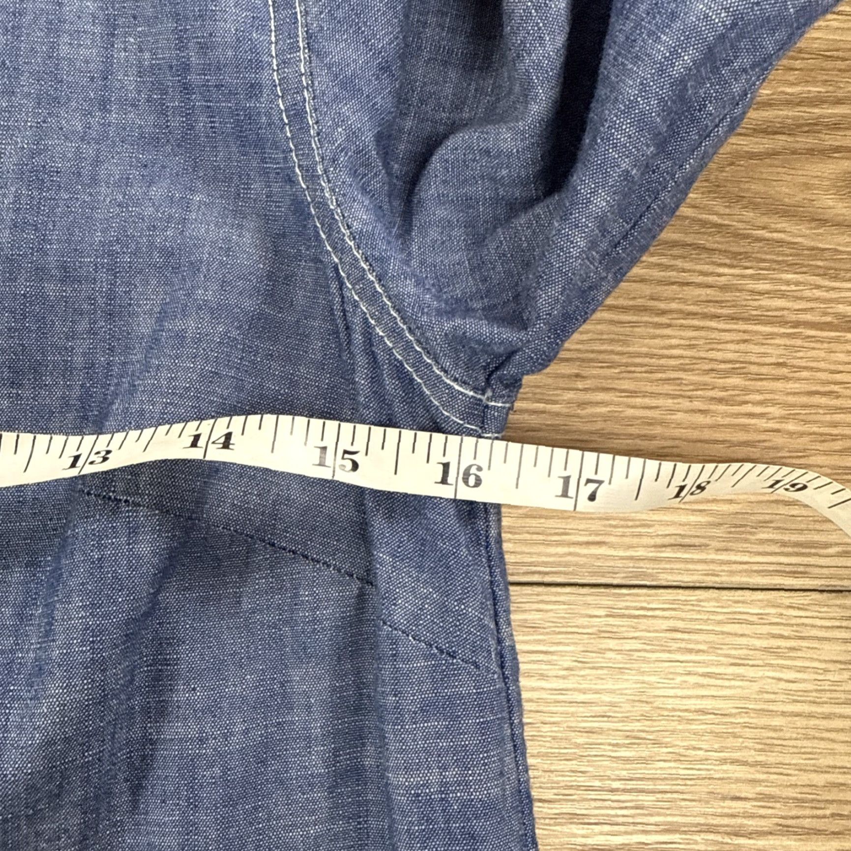 Tommy Hilfiger VINTAGE Tommy Hilfiger Denim Shirt Dress Women Size Small Blue Midi 90s Streetwear Size 28" / US 6 / IT 42 - 6 Thumbnail