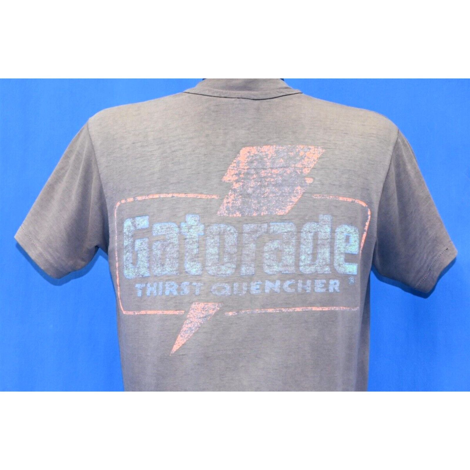 image of Hanes Vintage 90's Gatorade Lighting Bolt Sports Drink Logo Distressed Faded T-Shirt M in White (Si