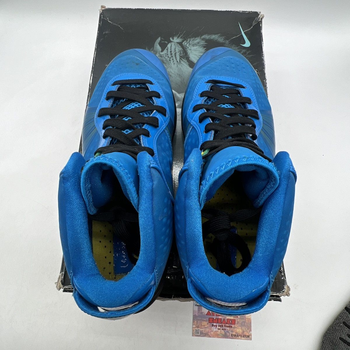 Nike Lebron 8 entourage Size US 11 / EU 44 - 7 Thumbnail