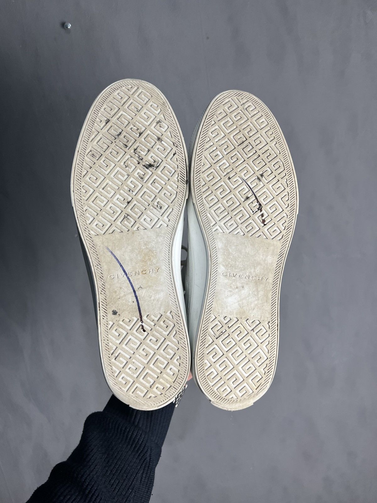 Givenchy Givenchy City Sport Sneakers White Size US 10 / EU 43 - 6 Thumbnail