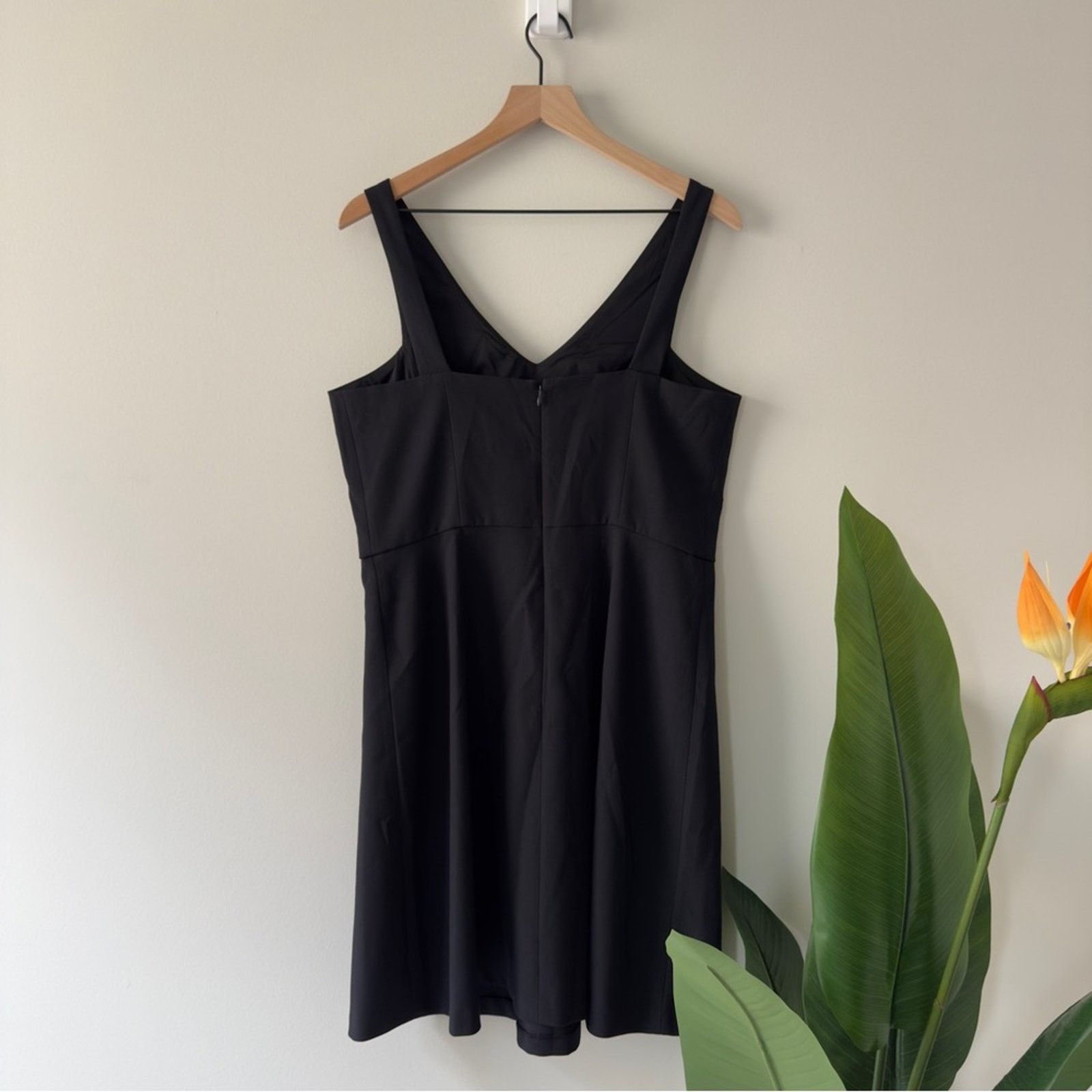 LOFT Black A-Line Mini Dress V-Neck Sleeveless Solid Minimal