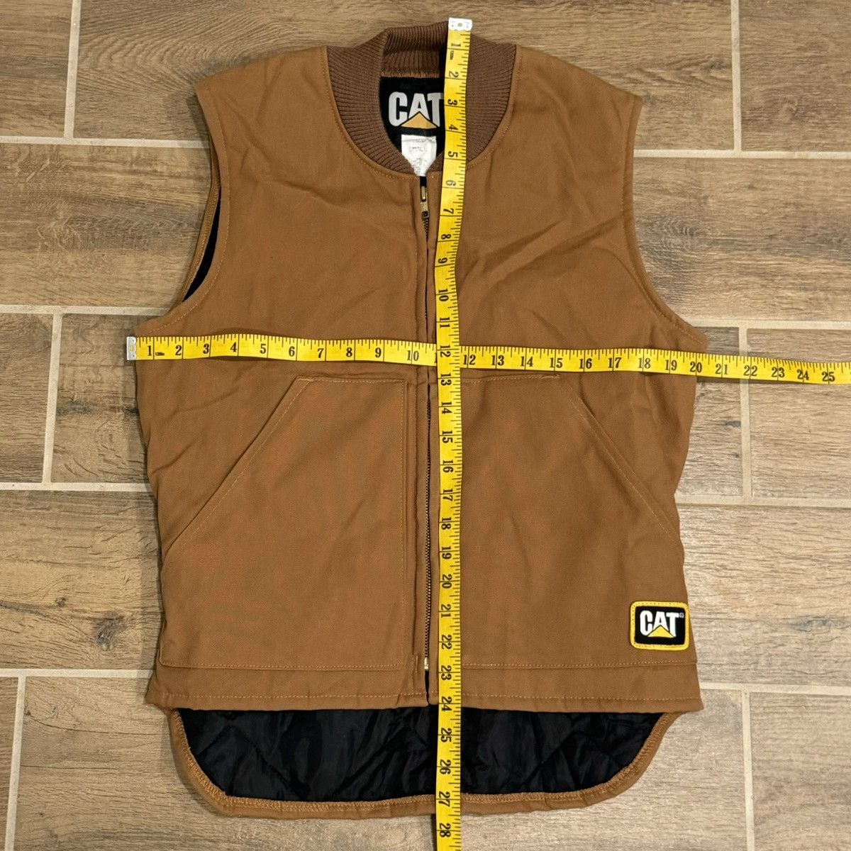 Caterpillar × Vintage Vintage Cat Caterpillar Quilted Tan Work Vest Made In USA Size US S / EU 44-46 / 1 - 10 Thumbnail
