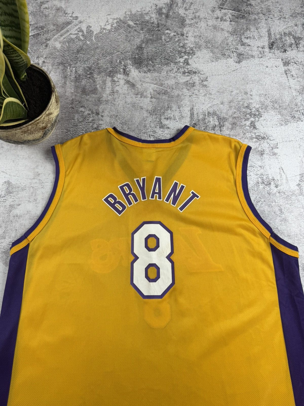 NBA Vintage Lakers Kobe Bryant #8 Rap Shirt Basketball Jersey Size US L / EU 52-54 / 3 - 16 Thumbnail