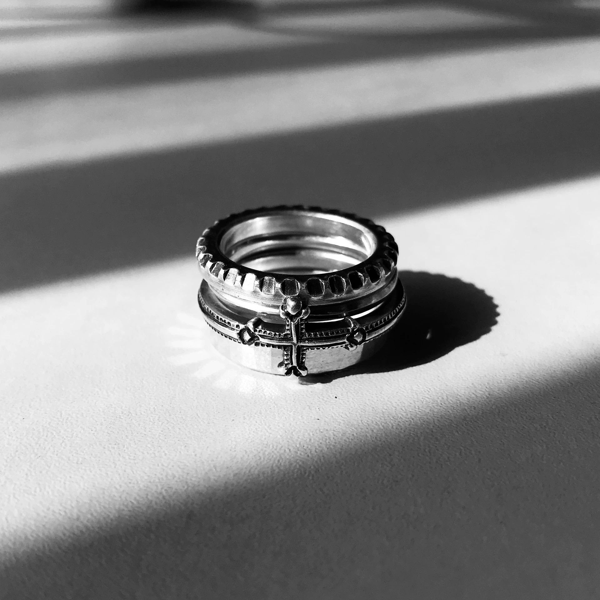 Werkstatt Munchen Werkstatt Munchen M1330 Cross Serrated 4in1 Ring M Size ONE SIZE - 1 Thumbnail
