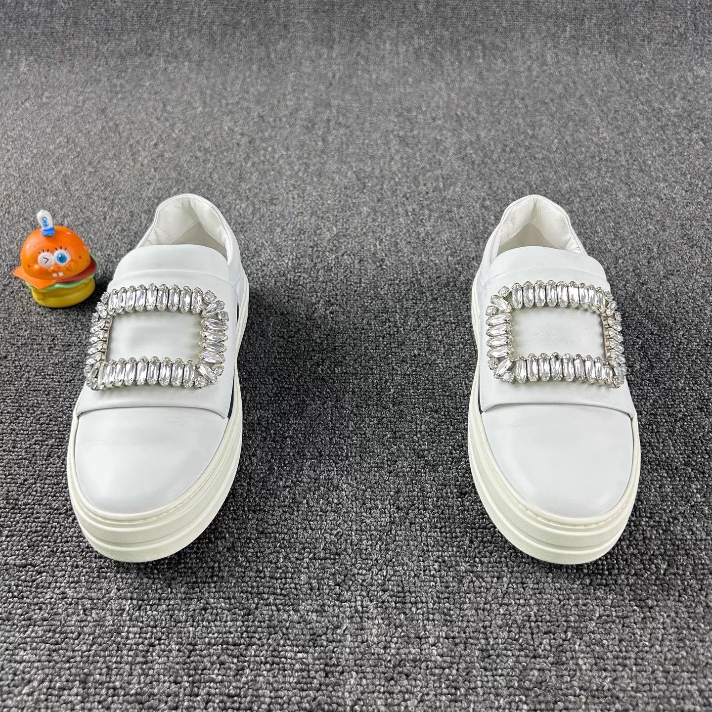 Roger Vivier Roger Vivier Classic Strass Buckle Sneaker Women's 35 Size US 4 / IT 34 - 2 Thumbnail
