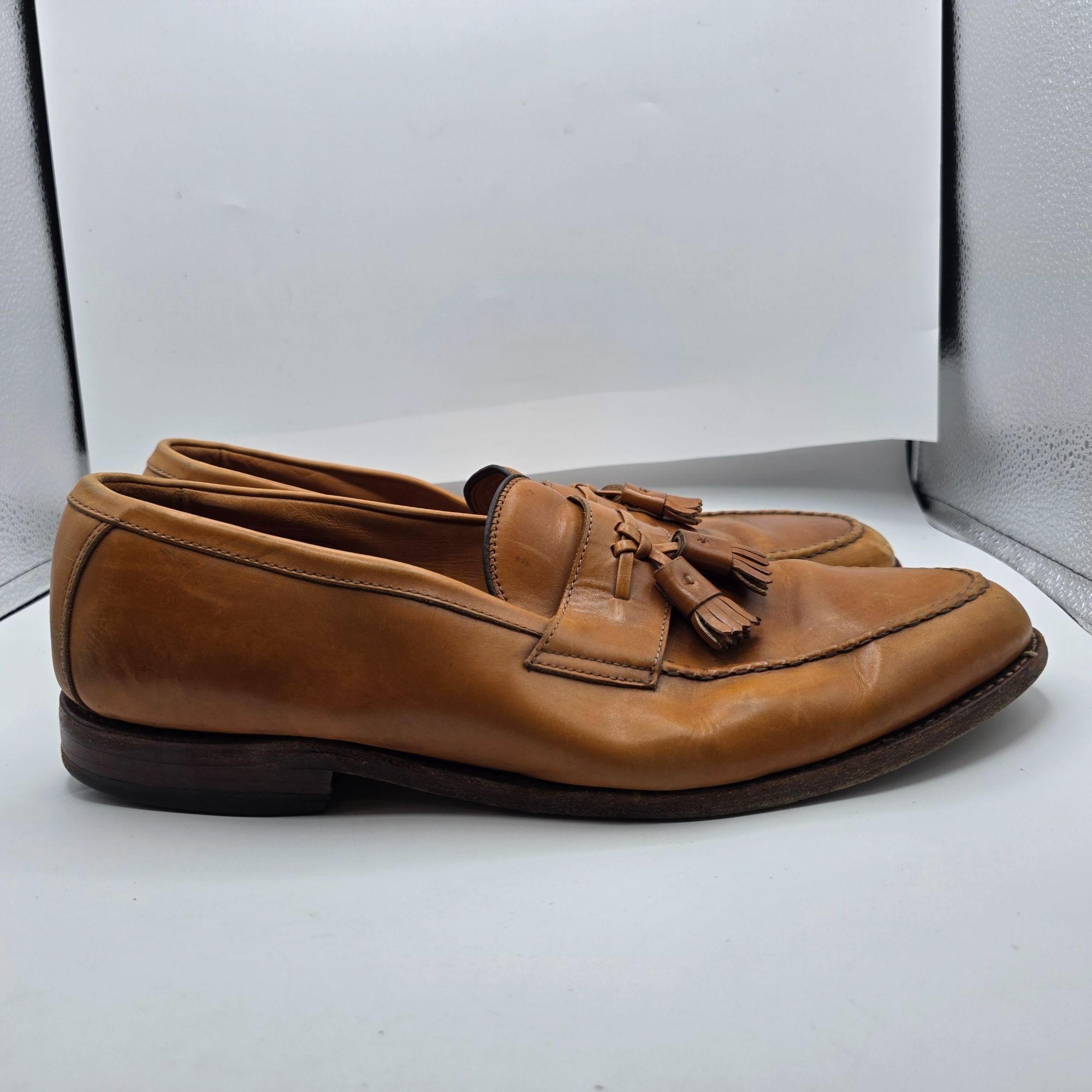 Allen Edmonds Allen Edmonds Wingham Mens Size 13 Tan Leather Tassel Dress Size US 13 / EU 46 - 11 Thumbnail