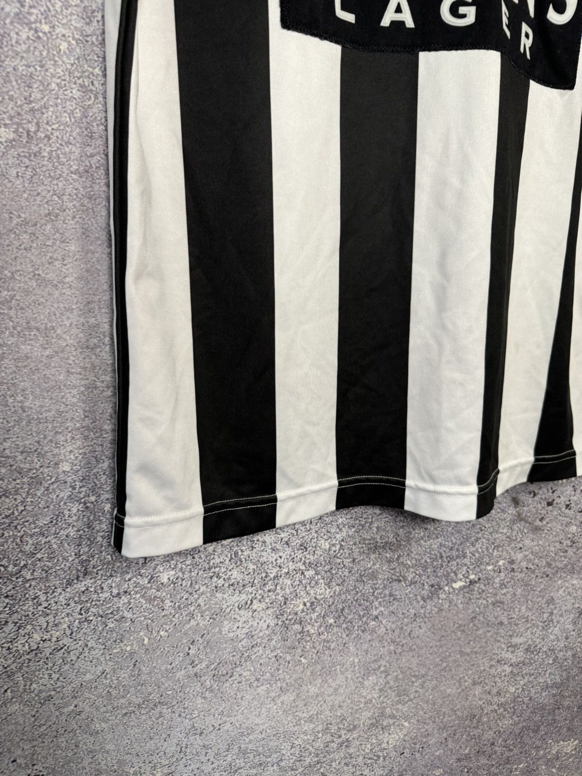 Vintage 90’s Newcastle United 1993/94 Home 2 Score Draw Jersey Size US S / EU 44-46 / 1 - 7 Thumbnail