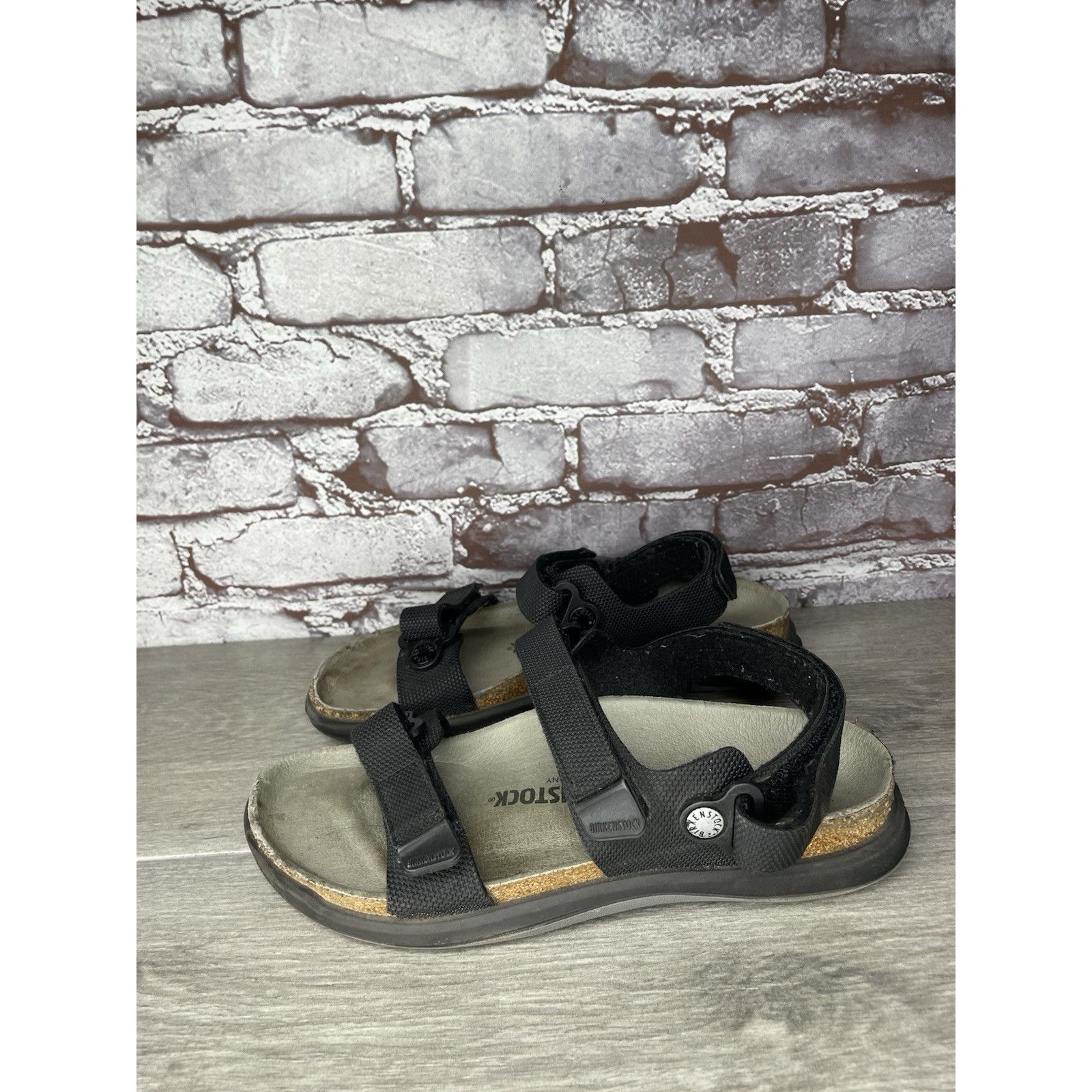 Birkenstock Birkenstock Kalahari Black Cross Country Strap Sandals Women Size US 8 / IT 38 - 18 Thumbnail