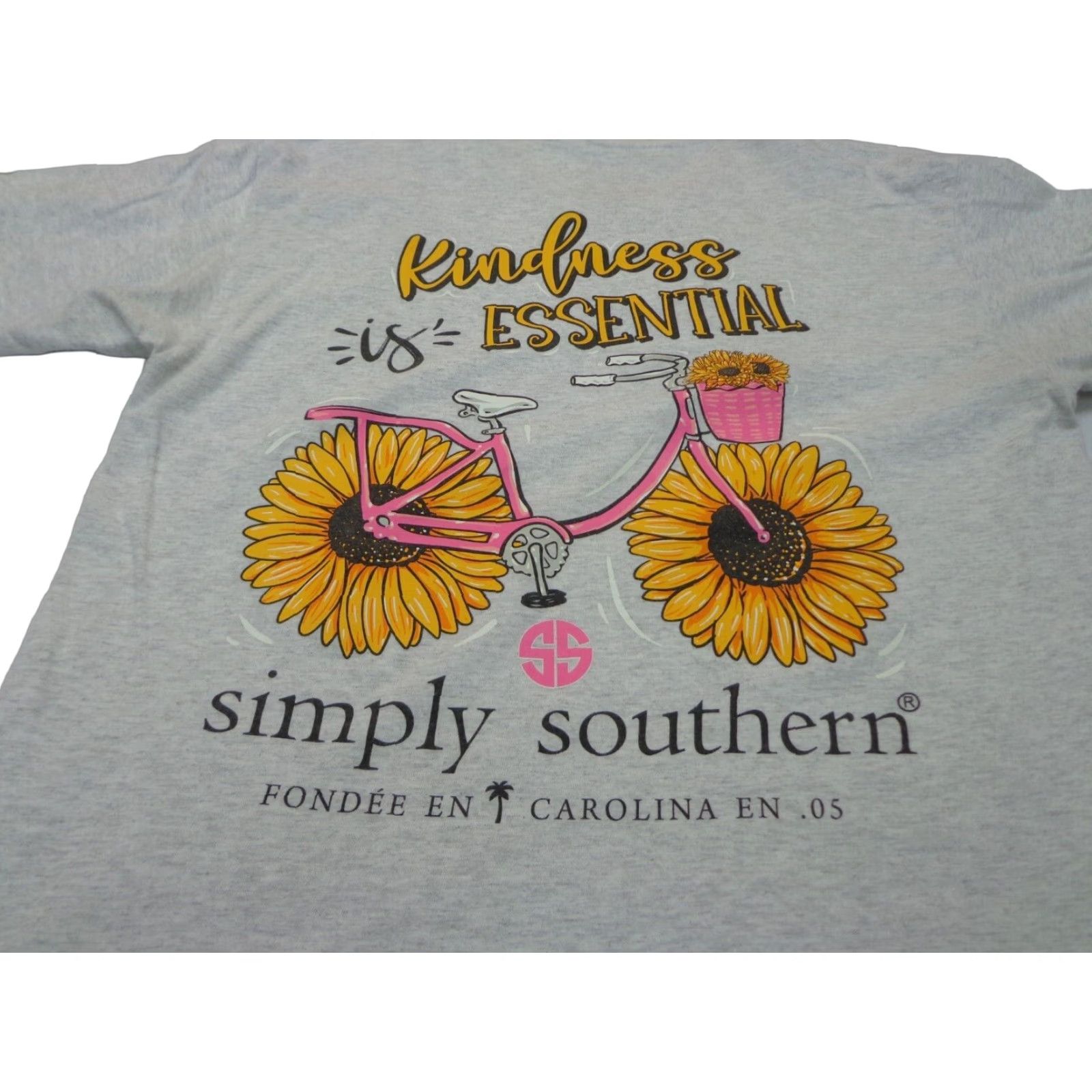 Essentials Simply Southern Kindness Is Essential Short Sleeve Tee XL Gray Womens T-Shirt Flower Fall Spring Summer Size 40" / US 18 - 1 Thumbnail