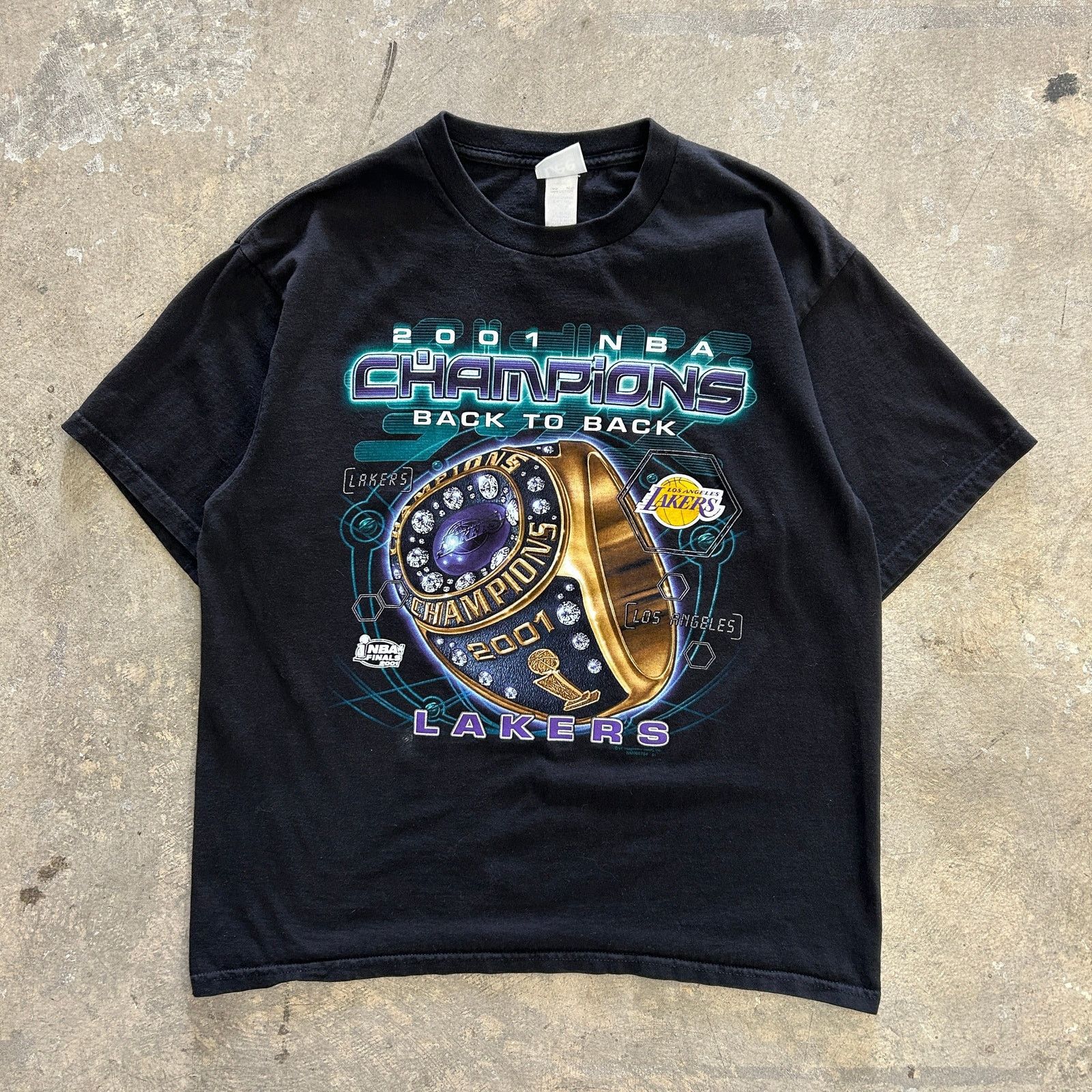 NBA Lakers 2001 Back to Back Championship Tee Size US L / EU 52-54 / 3 - 1 Thumbnail