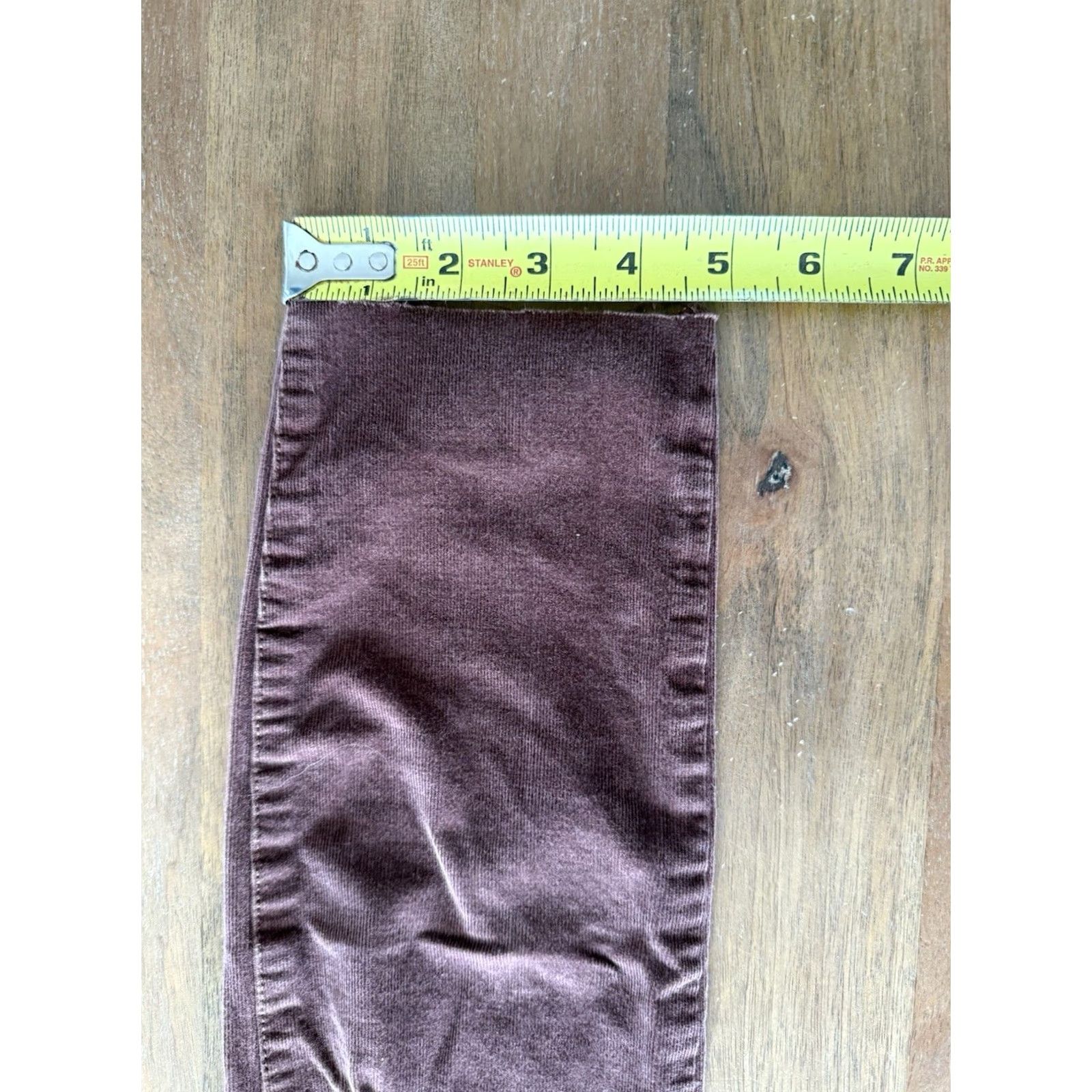Vintage VINTAGE Pilcro & The Letterpress Corduroy Pants Corduroy Slim Womens 29x26.5 Faded Maroon 27 Skinny Inseam 26.5 Heels, Logo Size 27" / US 4 / IT 40 - 7 Thumbnail
