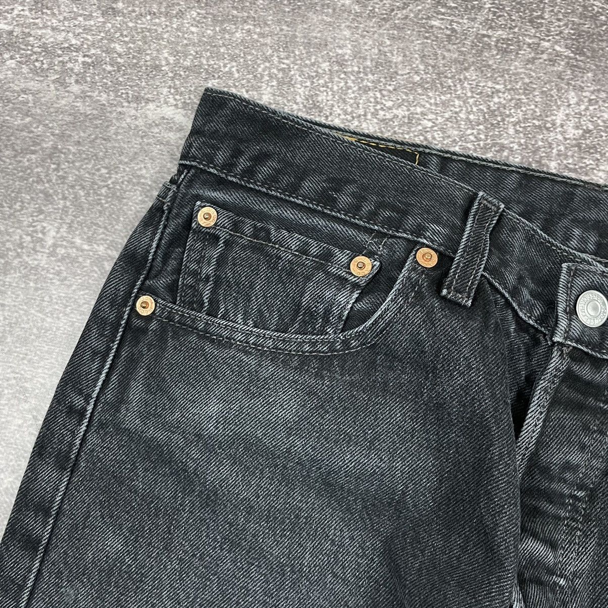 Levi's Vintage Clothing Vintage 90’s Levi’s 501 Cotton Denim Jeans Size US 33 - 4 Thumbnail