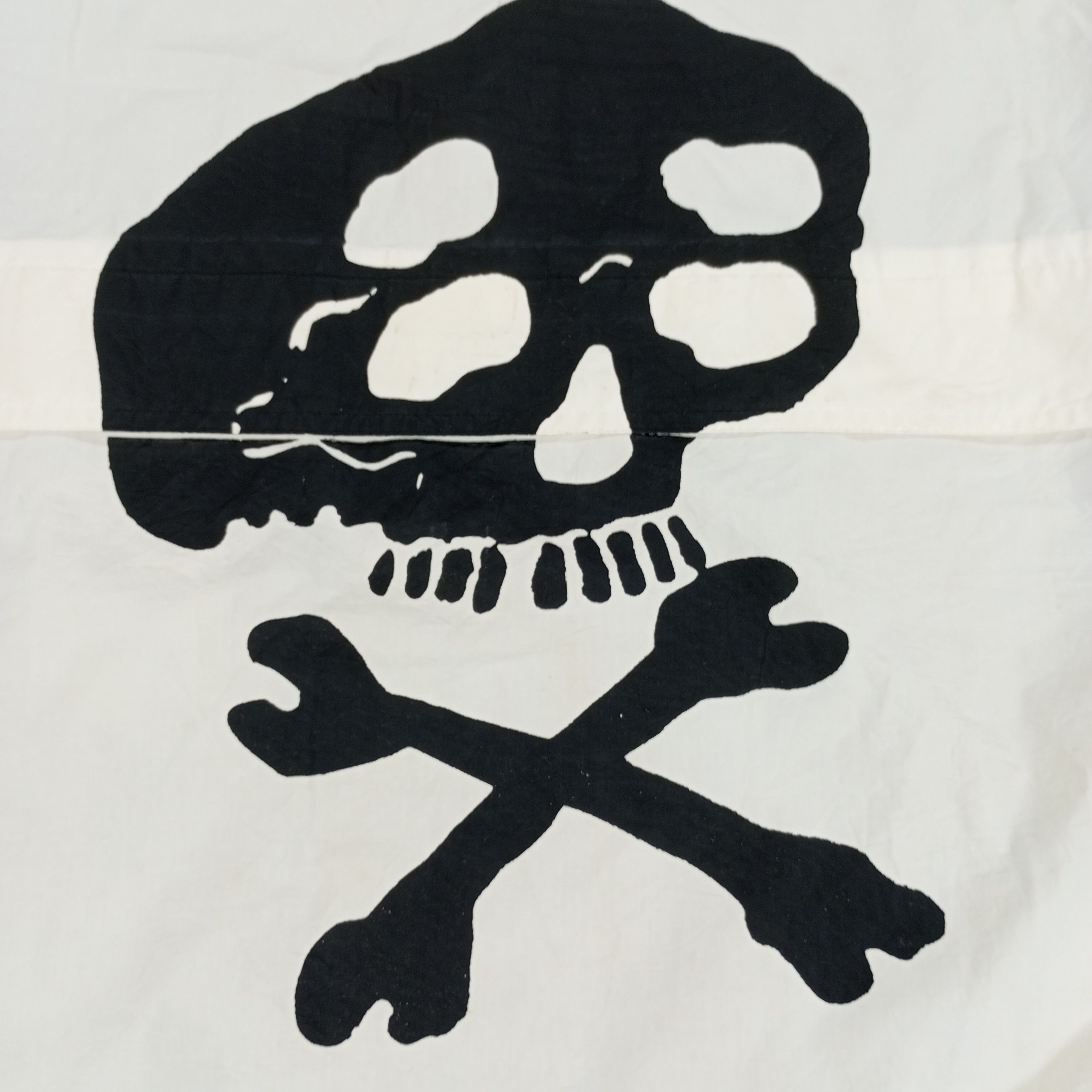 Burberry × Vintage Burberrys Skulls Design Custom Art Windbreaker Jacket Size US L / EU 52-54 / 3 - 2 Thumbnail