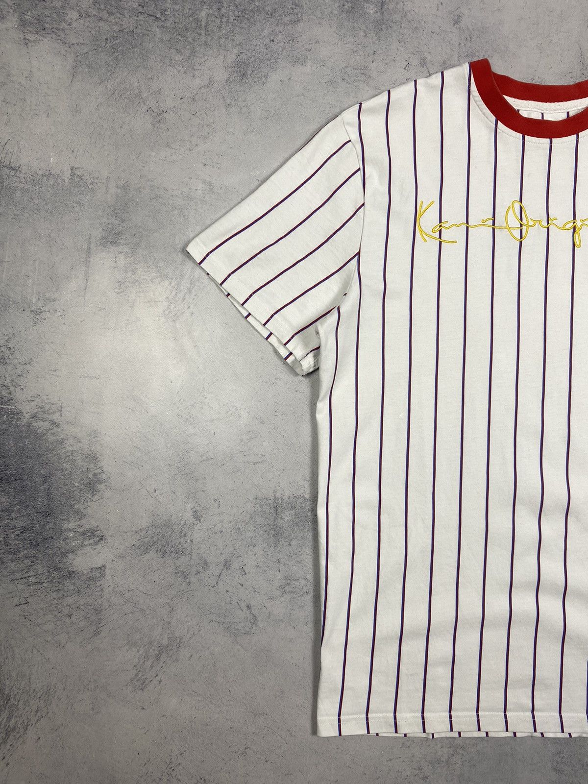 Karl Kani Karl Kani Center Logo Stripped Y2K T Shirt Size M Size US M / EU 48-50 / 2 - 3 Thumbnail