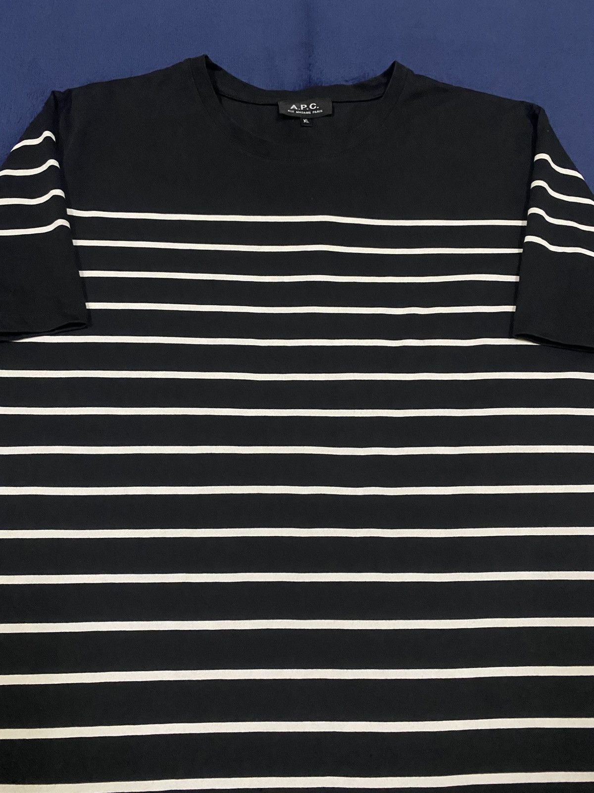 A.P.C. A.P.C Navy Blue and White Stripe Border Short Sleeve Tee Size US XL / EU 56 / 4 - 1 Thumbnail