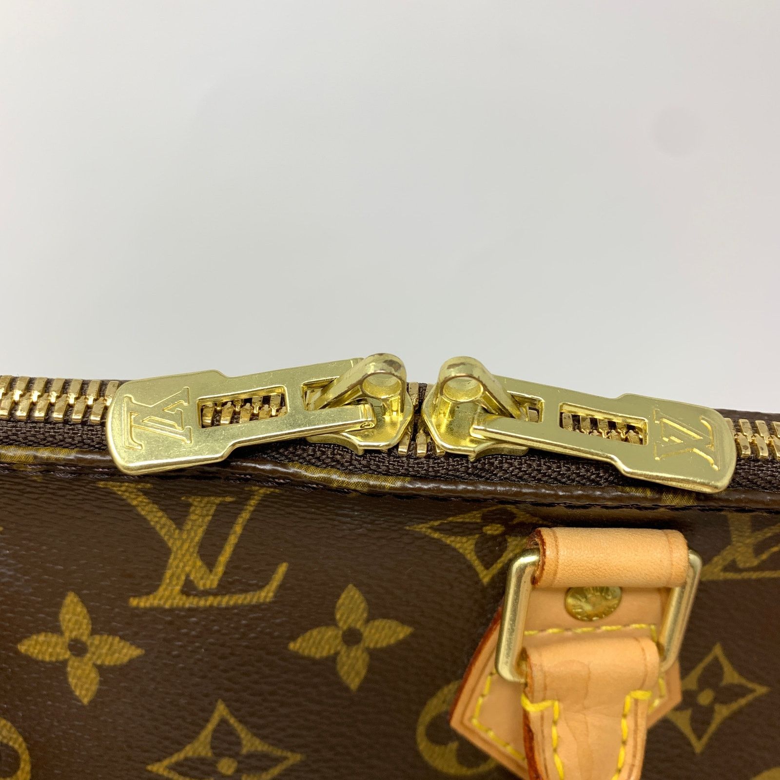 Louis Vuitton VTG Louis Vuitton Alma Handbag Monogram Canvas Made In USA Size ONE SIZE - 9 Thumbnail