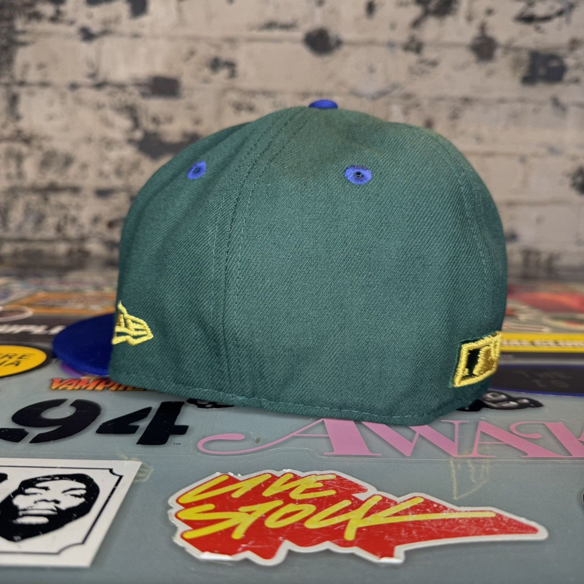 Feature × New Era Feature New Era Timepiece NY Yankees Fitted Hat 7 1/8 Green Size ONE SIZE - 3 Thumbnail