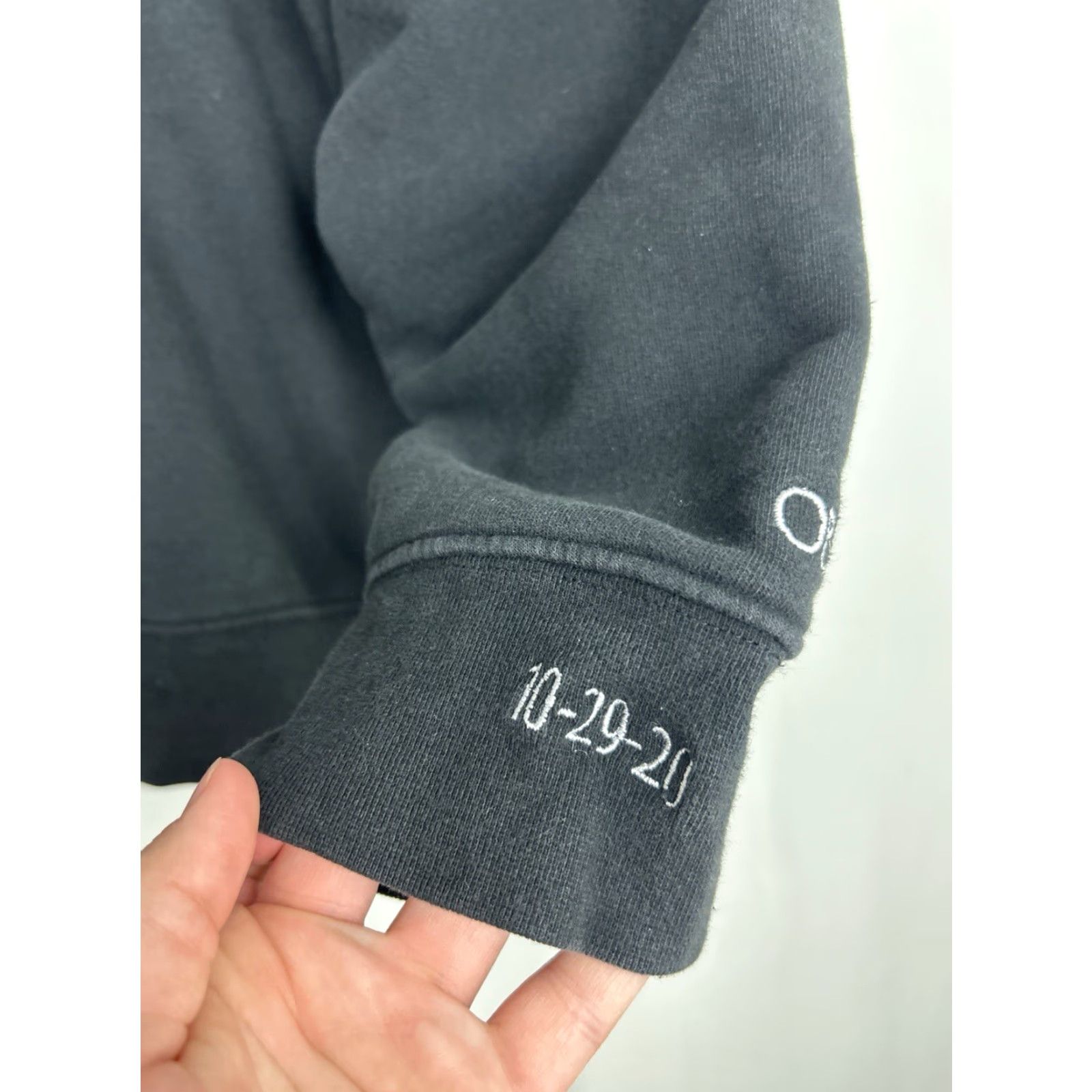 Obey OBEY All Night Long Pullover Crewneck Sweater Black XL Mens Size US XL / EU 56 / 4 - 7 Thumbnail
