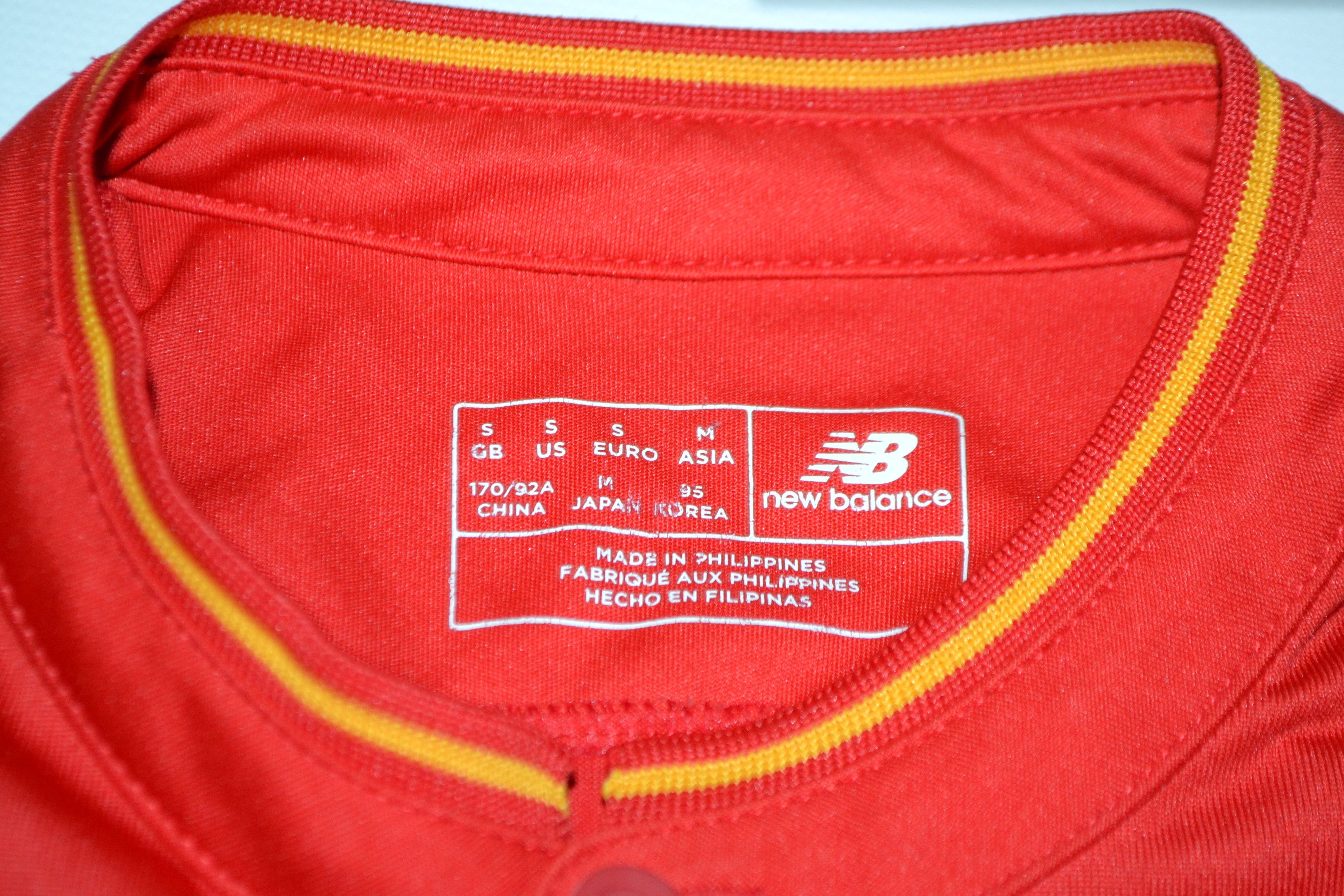 New Balance Liverpool Home Football Shirt 2016 2017 Soccer Jersey Size US S / EU 44-46 / 1 - 3 Thumbnail