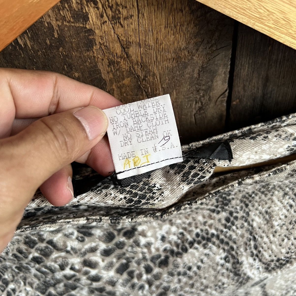 Designer × Vintage Vintage DINA BAR-EL SnakePrint Pant Size 32" / US 10 / IT 46 - 4 Thumbnail