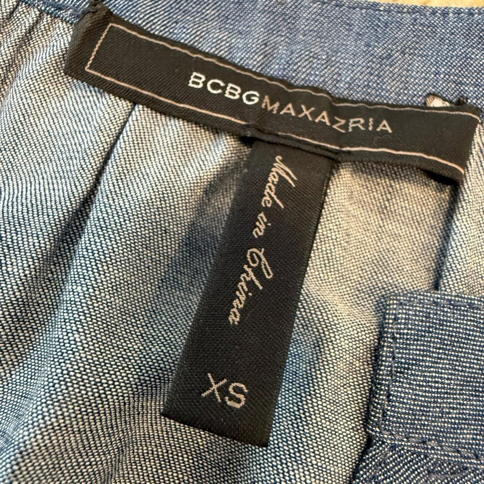 Bcbgmaxazria BCBGMAxazria denim midi shift dress crop bell sleeves SZ XS Size XS / US 0-2 / IT 36-38 - 6 Thumbnail