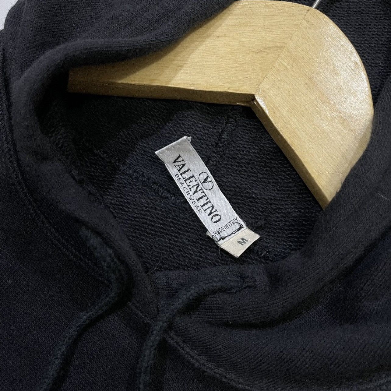 Valentino Distressed vintage valentino embroidered logo hoodie Size US M / EU 48-50 / 2 - 4 Thumbnail