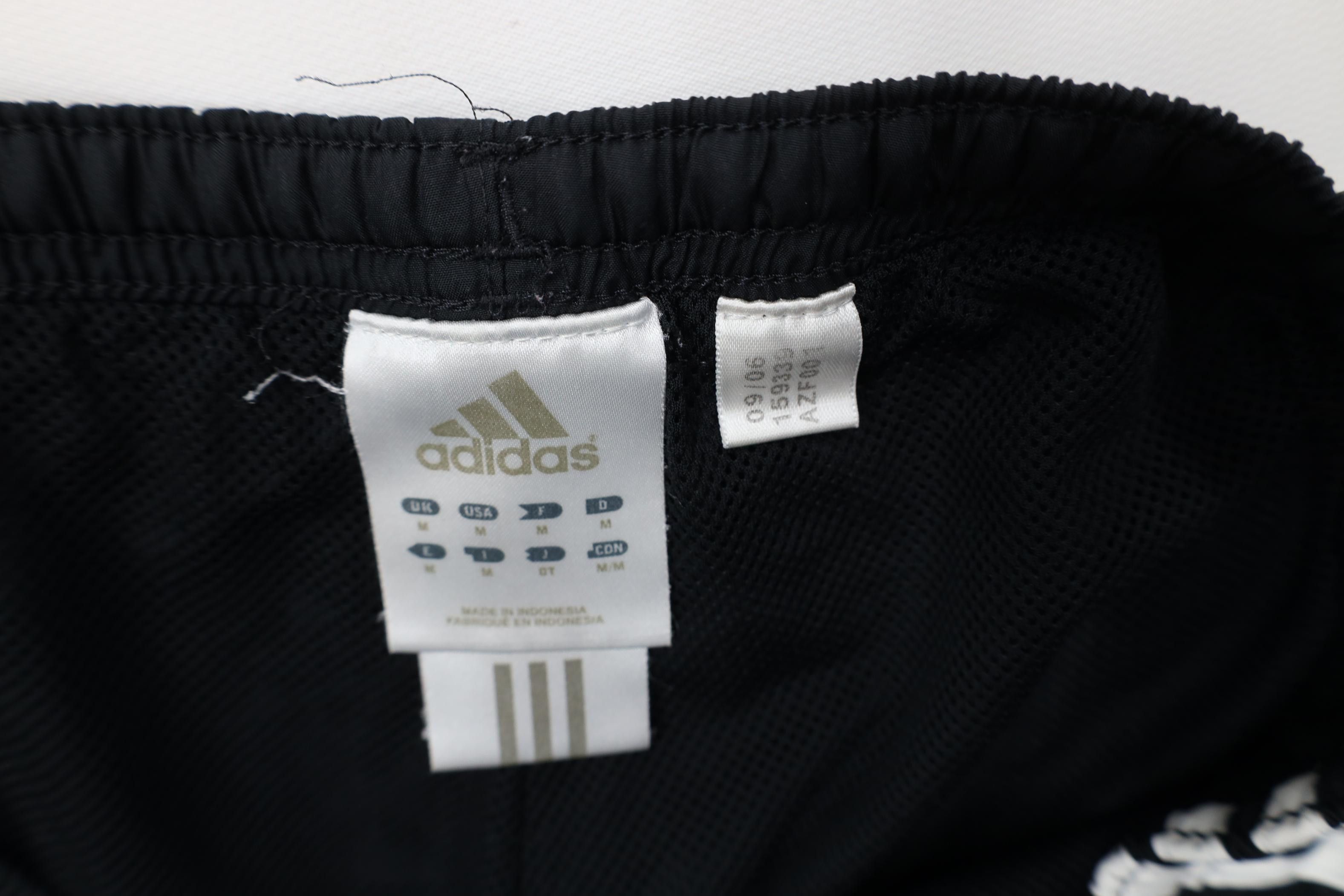 Adidas Vintage Y2K 2006 Adidas Lined Windbreaker Pants Black Size US 34 / EU 50 - 10 Thumbnail