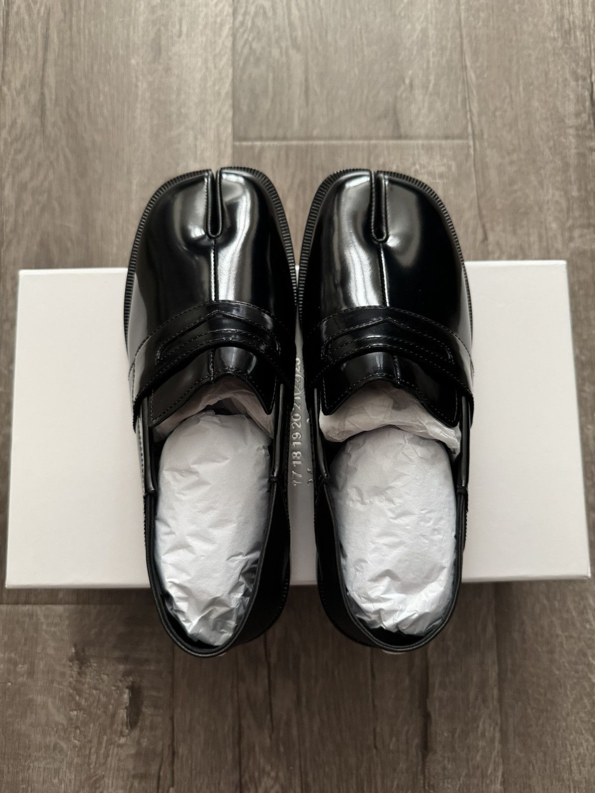 Maison Margiela Maison Margiela Tabi Loafers Size US 9 / IT 39 - 2 Thumbnail