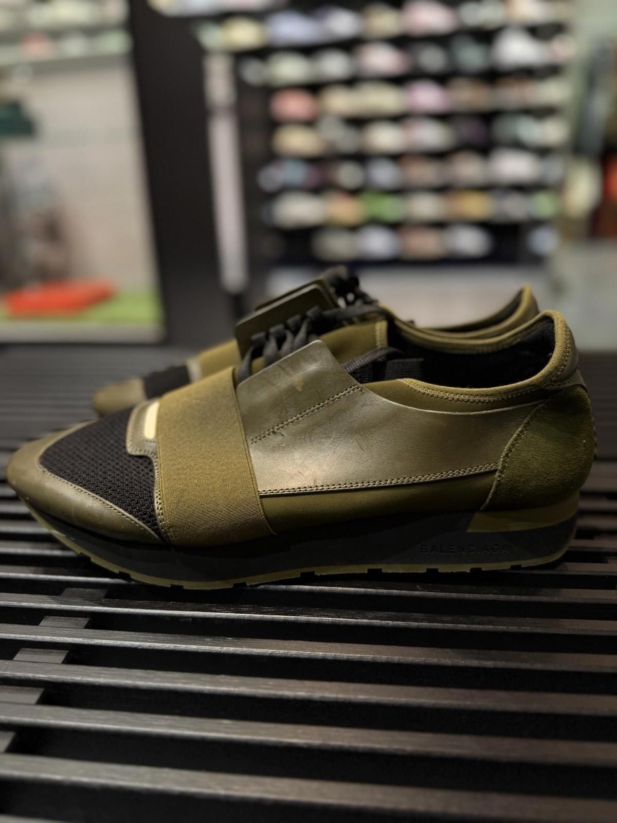 Balenciaga BALENCIAGA Race Runner Army Green Color Authentic 44EU/11US Size US 11 / EU 44 - 6 Thumbnail