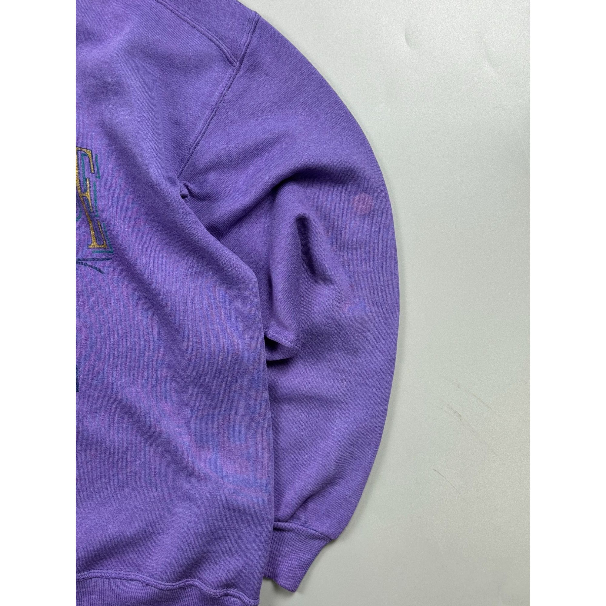 Vintage Chincoteague Island USA Distressed Sweatshirt (Y1194) Size US XL / EU 56 / 4 - 4 Thumbnail