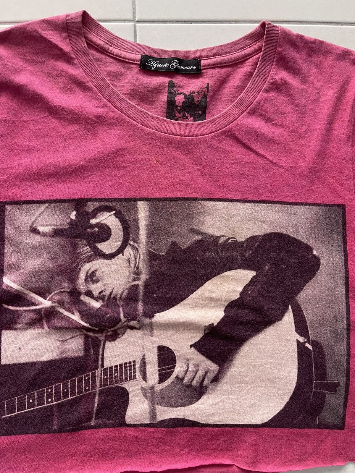 Hysteric Glamour × Japanese Brand VINTAGE HYSTERIC GLAMOUR X KURT COBAIN PHOTO TEE VERY RARE Size S / US 4 / IT 40 - 1 Thumbnail