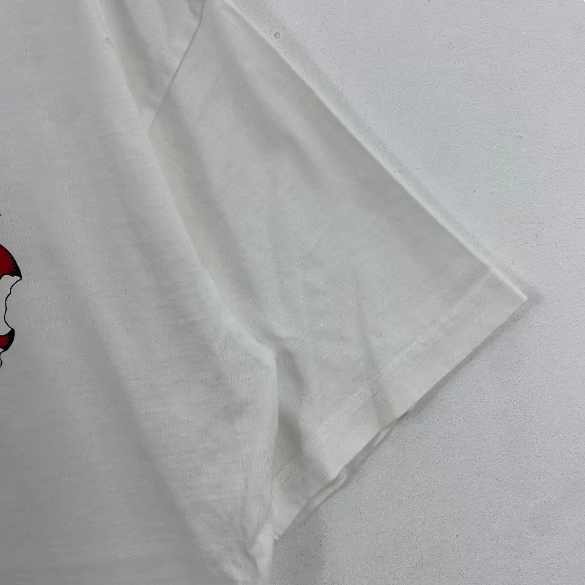 GU × Undercover GUxUNDERCOVER Freedom Apple Tee Shirt Extra Large Size Size US XL / EU 56 / 4 - 4 Thumbnail