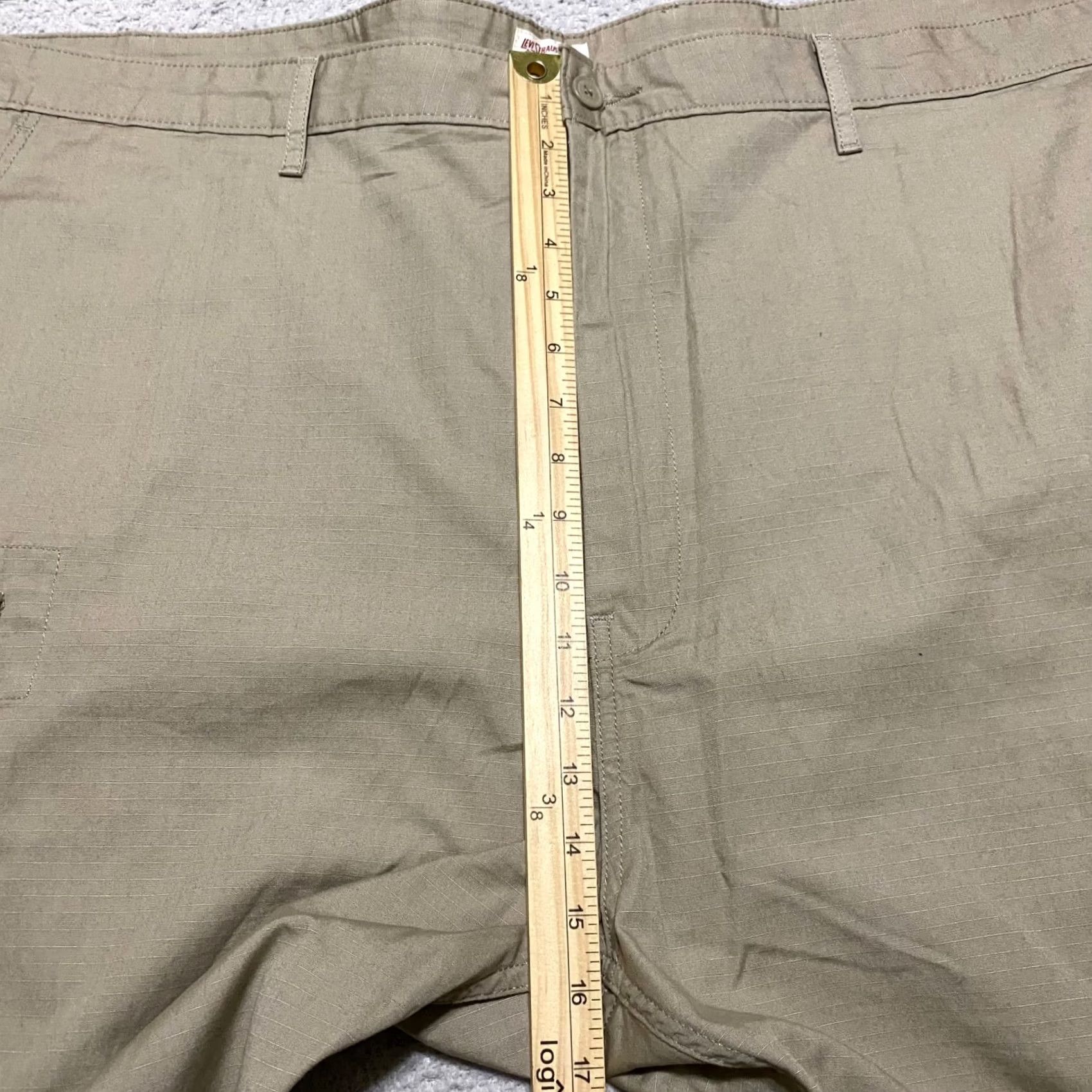 Levi's Levi's Mens Cargo Shorts Beige 52 Inseam 10" Cotton Ripstop Pocket Pockets Logo Utility Work Beltloop Wide 52 Regular Mens Beige Cargo Shorts Size US 36 / EU 52 - 7 Thumbnail