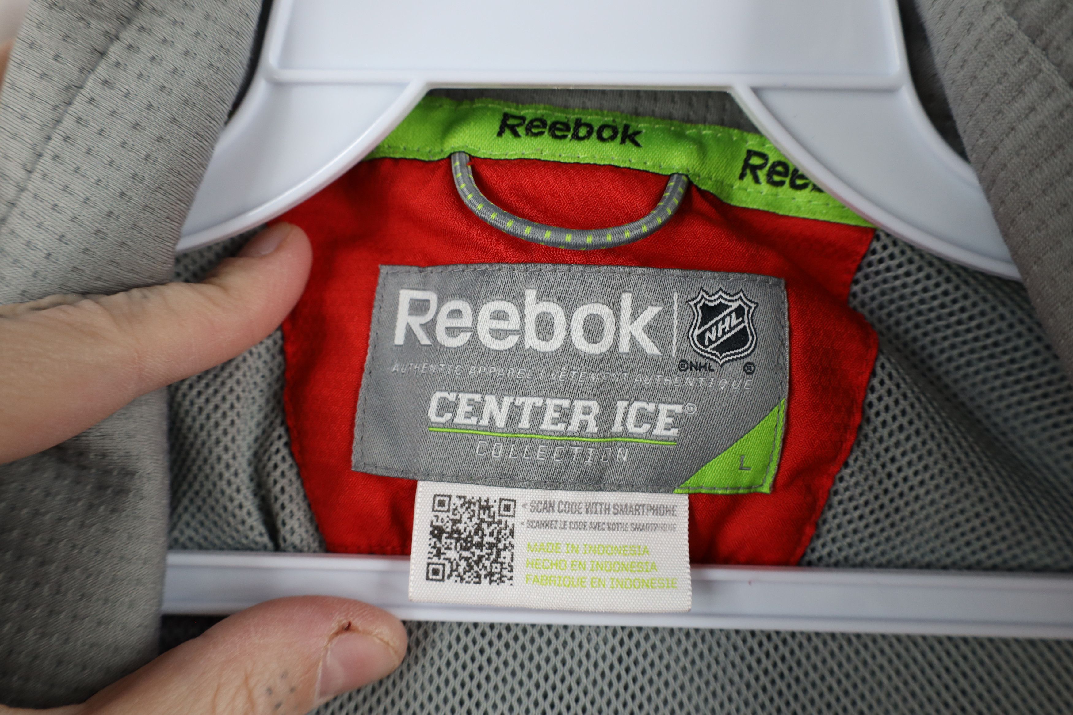 Reebok × Vintage Reebok Center Ice Red Wings Hockey Half Zip Pullover Jacket Size US L / EU 52-54 / 3 - 9 Thumbnail