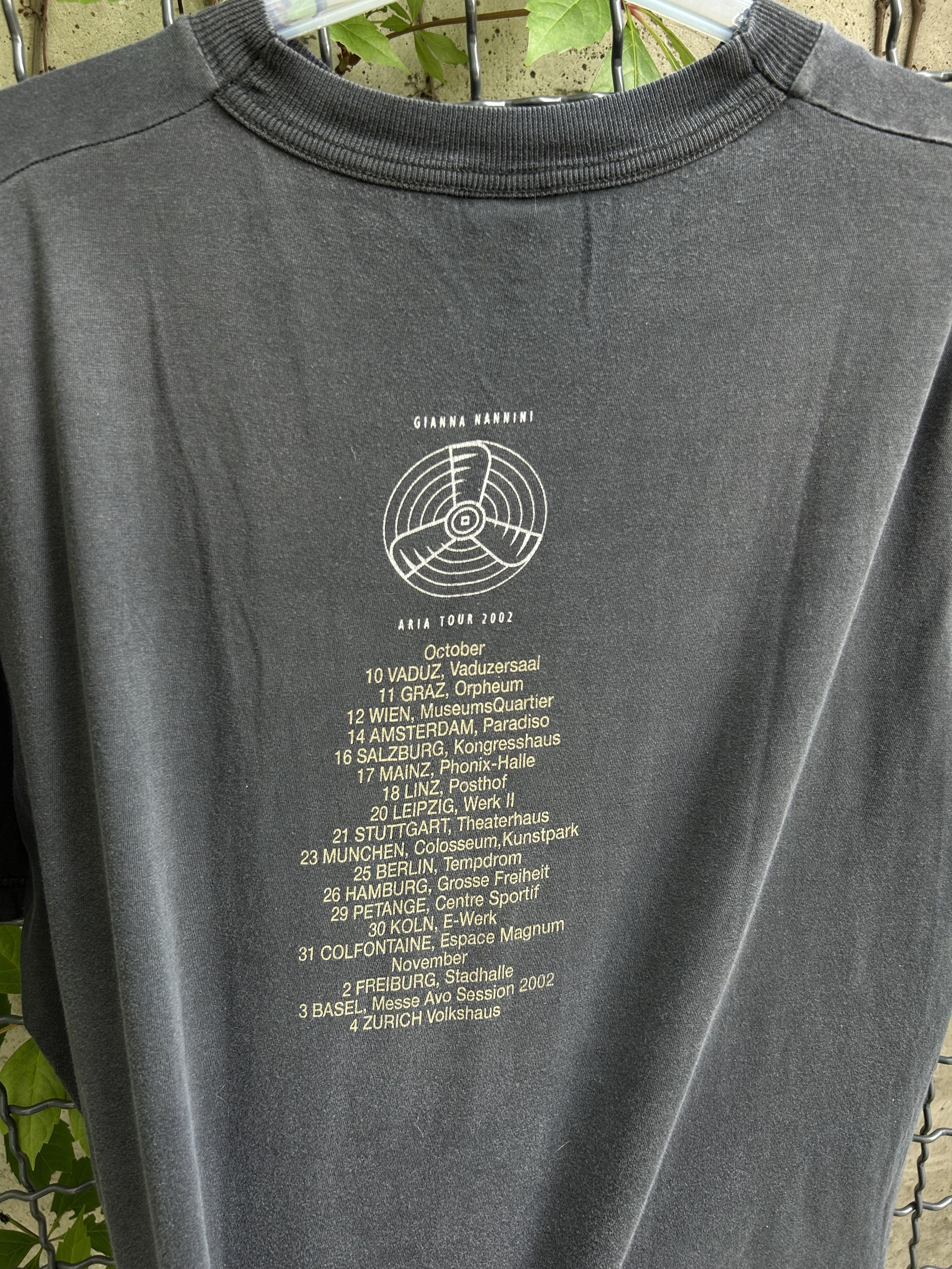 Band Tees Vintage 2002 Gianna Nannini Aria Tour T-shirt Size US XL / EU 56 / 4 - 9 Thumbnail