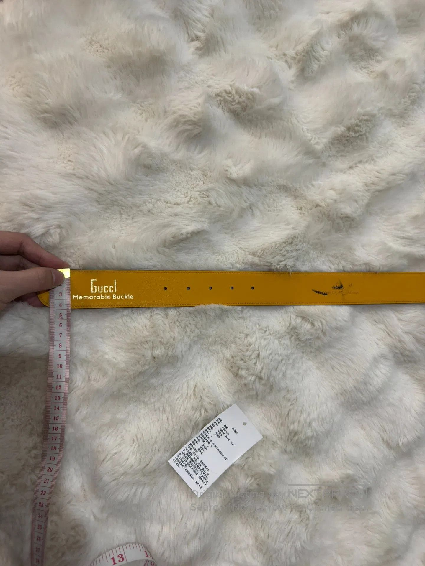 Gucci Guicci size 85 Contrasting Gold Buckle Belt| Size ONE SIZE - 8 Thumbnail