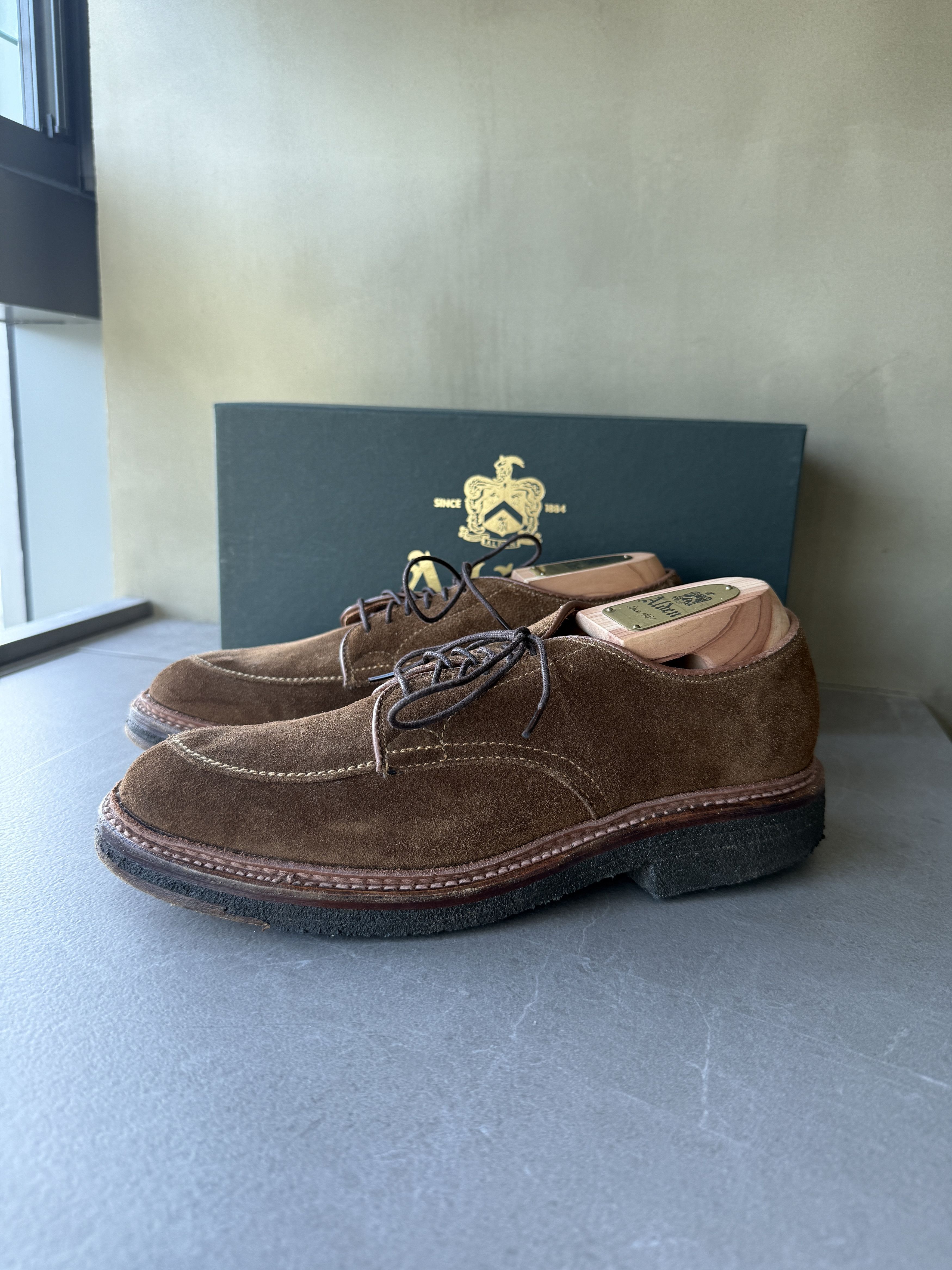 Alden Alden USA MTO Snuff Suede V Top Crepe Sole Shoes Barrie Last Size US 6 / EU 39 - 3 Thumbnail