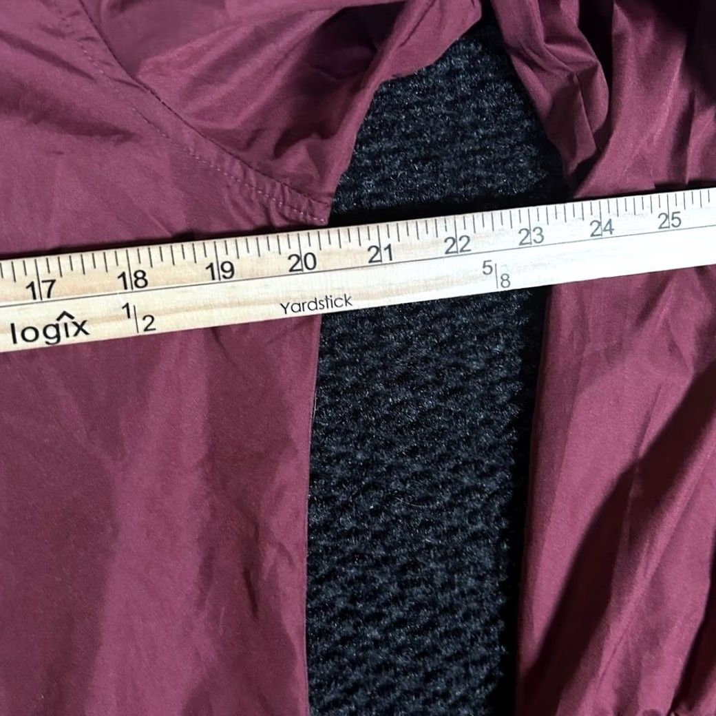 Empyre VINTAGE? EMPYRE Windbreaker Jacket Burgundy Geometric Hooded Zip Up Women’s Size L purple Nylon Jacket Womens L Zip Up Geometric Burgundy Windbreaker Size L / US 10 / IT 46 - 4 Thumbnail