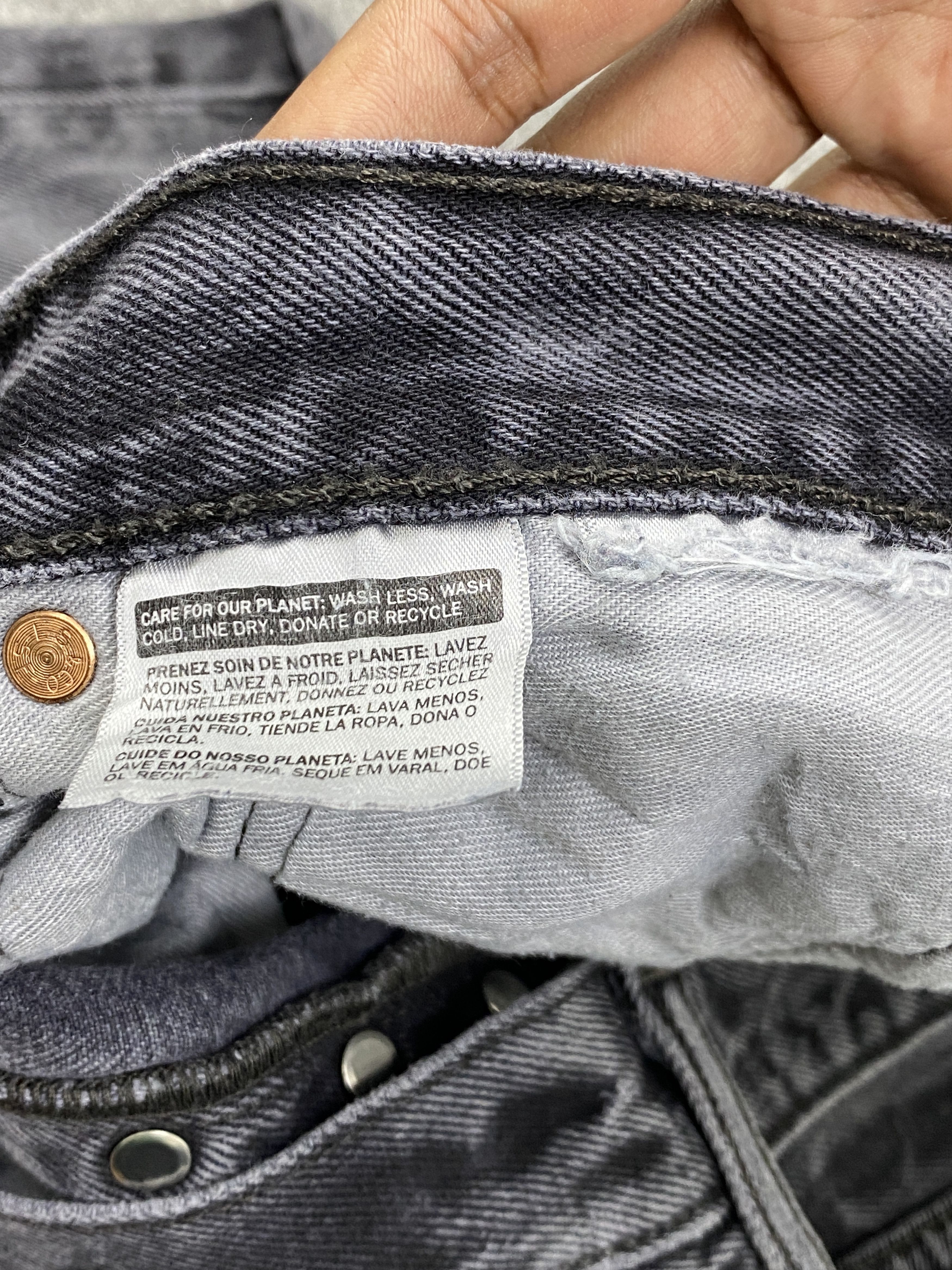 Levi's Vintage Levis 501 Distressed Faded Black Jeans DP2733 Size US 31 - 7 Thumbnail