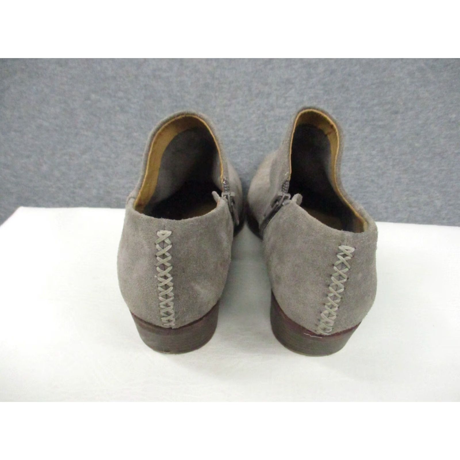 Lucky Brand Lucky Brand Brixlee Boots Ankle Booties 6.5 Sand Taupe Leather Suede Zip Zipper Block Heel Women Casual 37 Beige Vintage No Boots 90s Theme Bohemian Size US 7 / IT 37 - 4 Thumbnail
