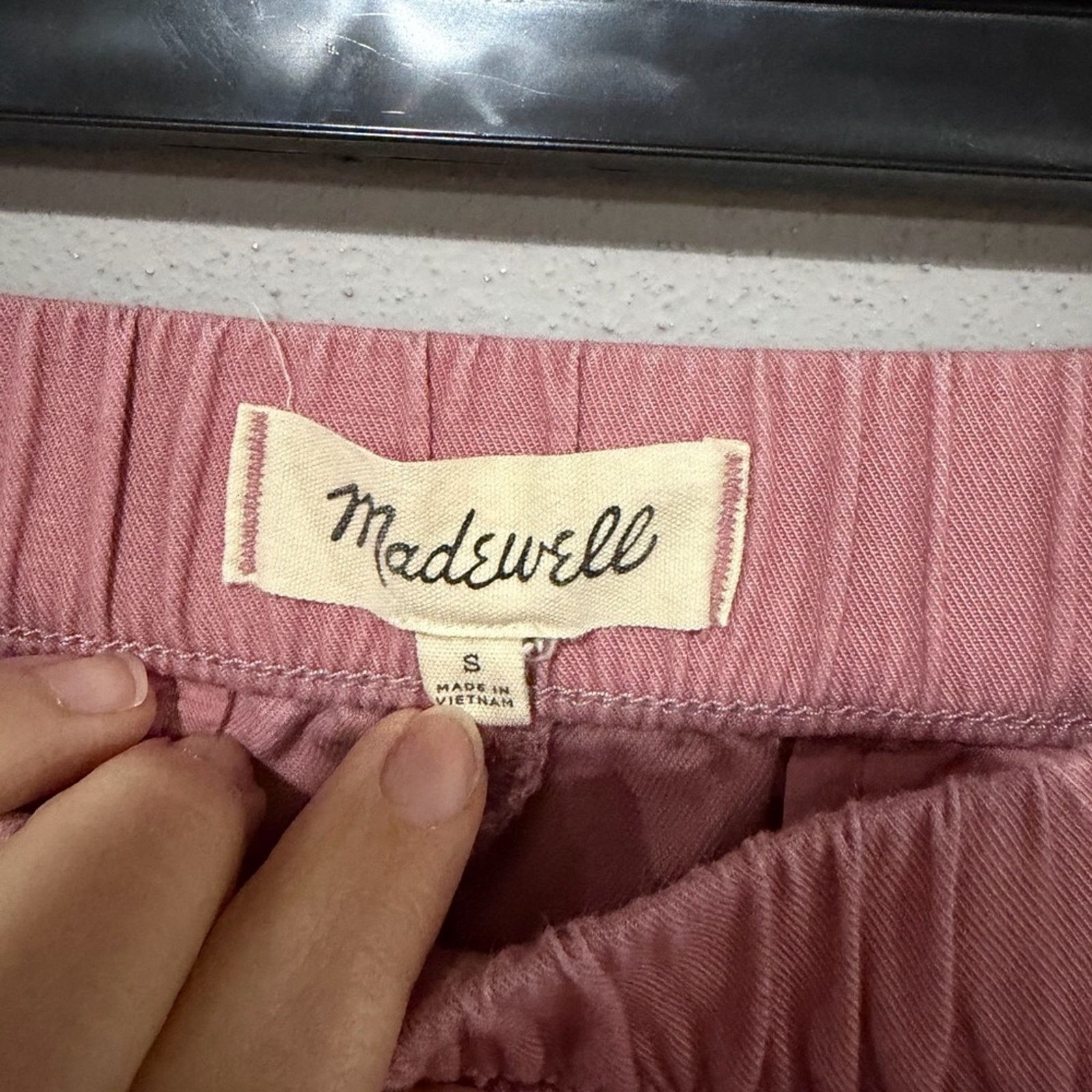 Madewell Madewell Pull-On Track Shorts in Dusty Rose - Size Small Size 28" / US 6 / IT 42 - 2 Thumbnail