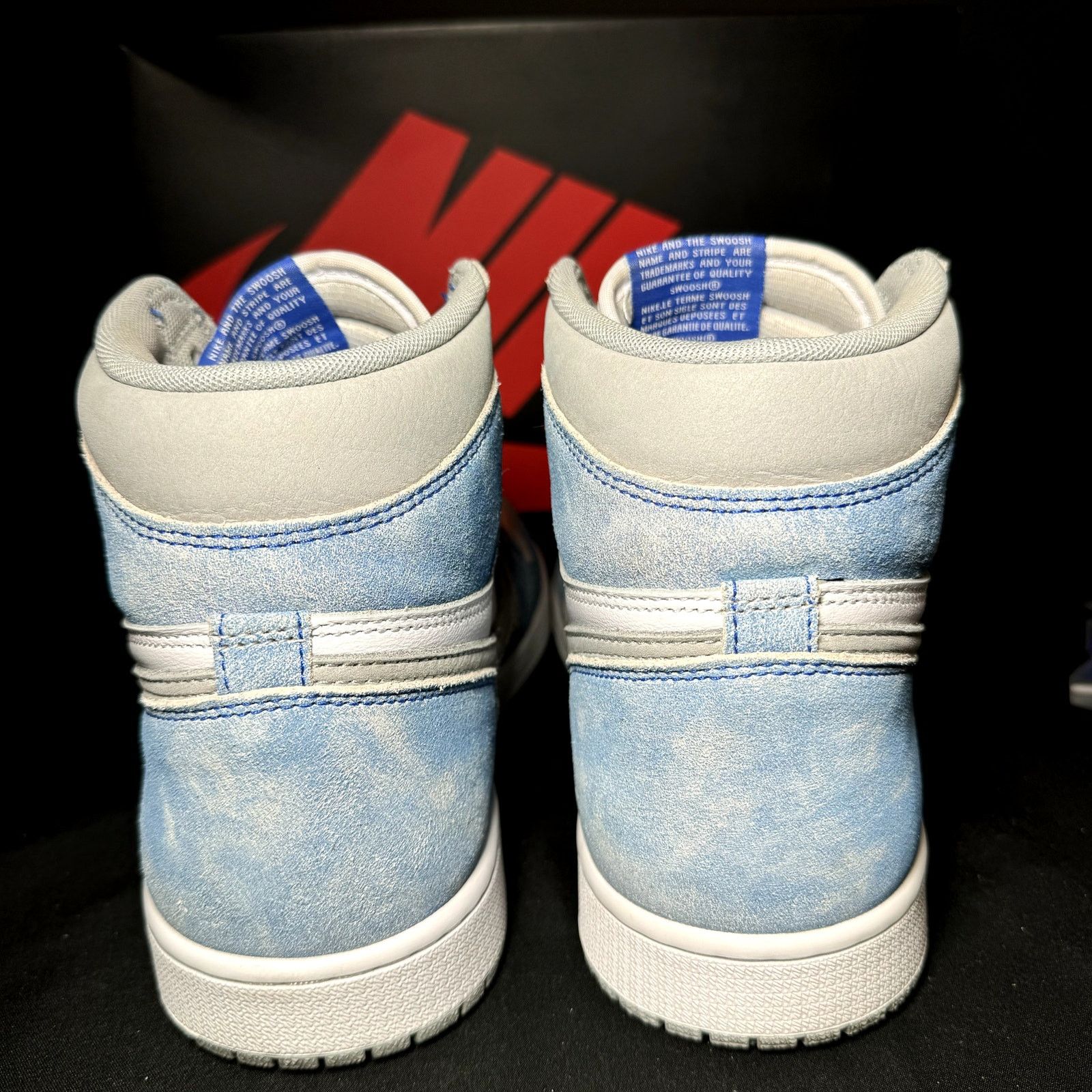 Jordan Brand × Nike Size 11 - Air Jordan 1 Retro High OG Hyper Royal Men's Shoes Size US 11 / EU 44 - 5 Thumbnail
