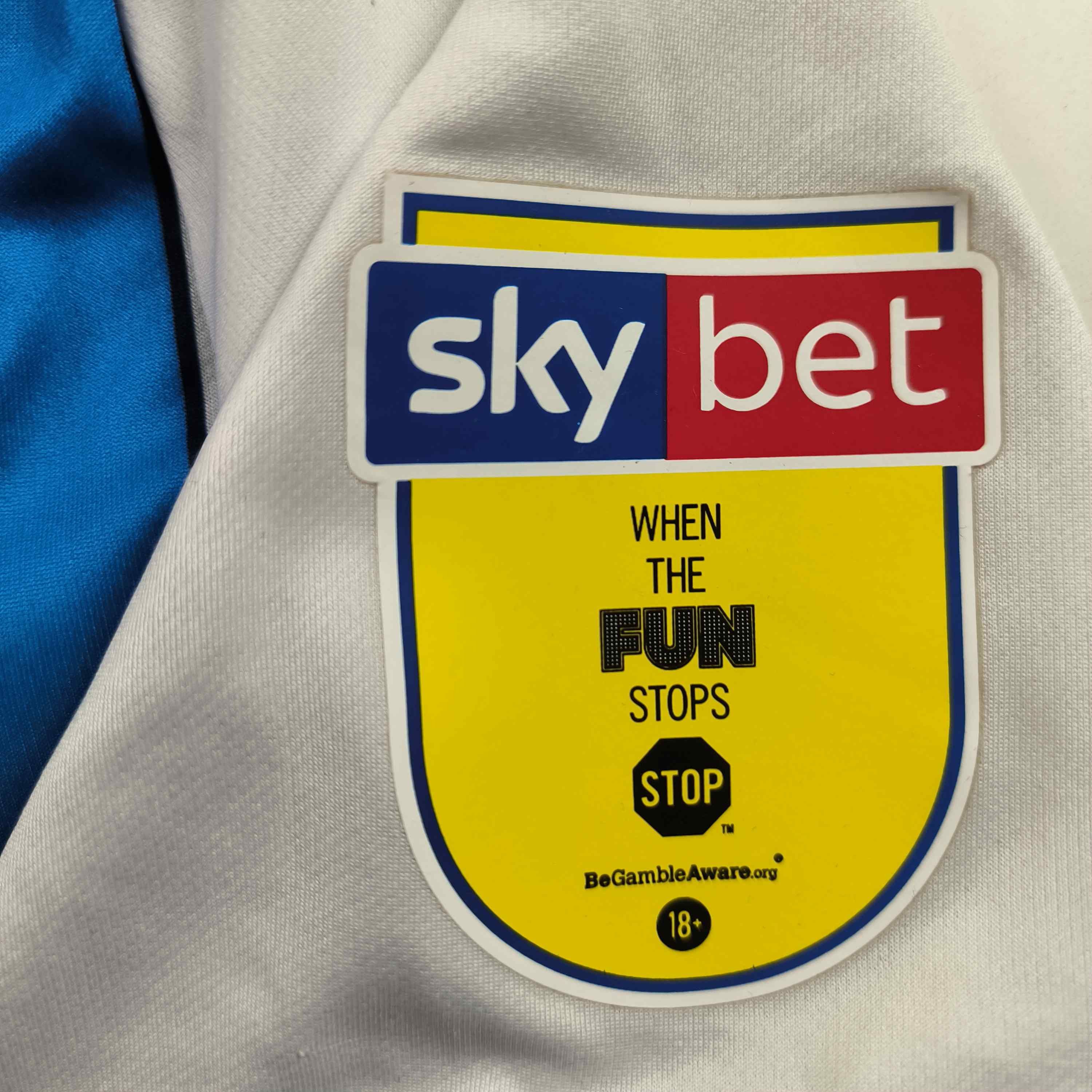 Umbro Huddersfield Town 19-20 Umbro home football jersey size XXL Size US XXL / EU 58 / 5 - 3 Thumbnail