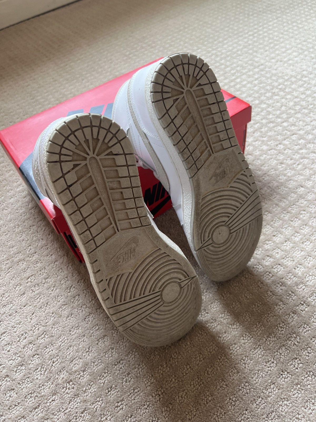 Nike Air Jordan 1 Hi 85 Size US 10 / EU 43 - 7 Thumbnail