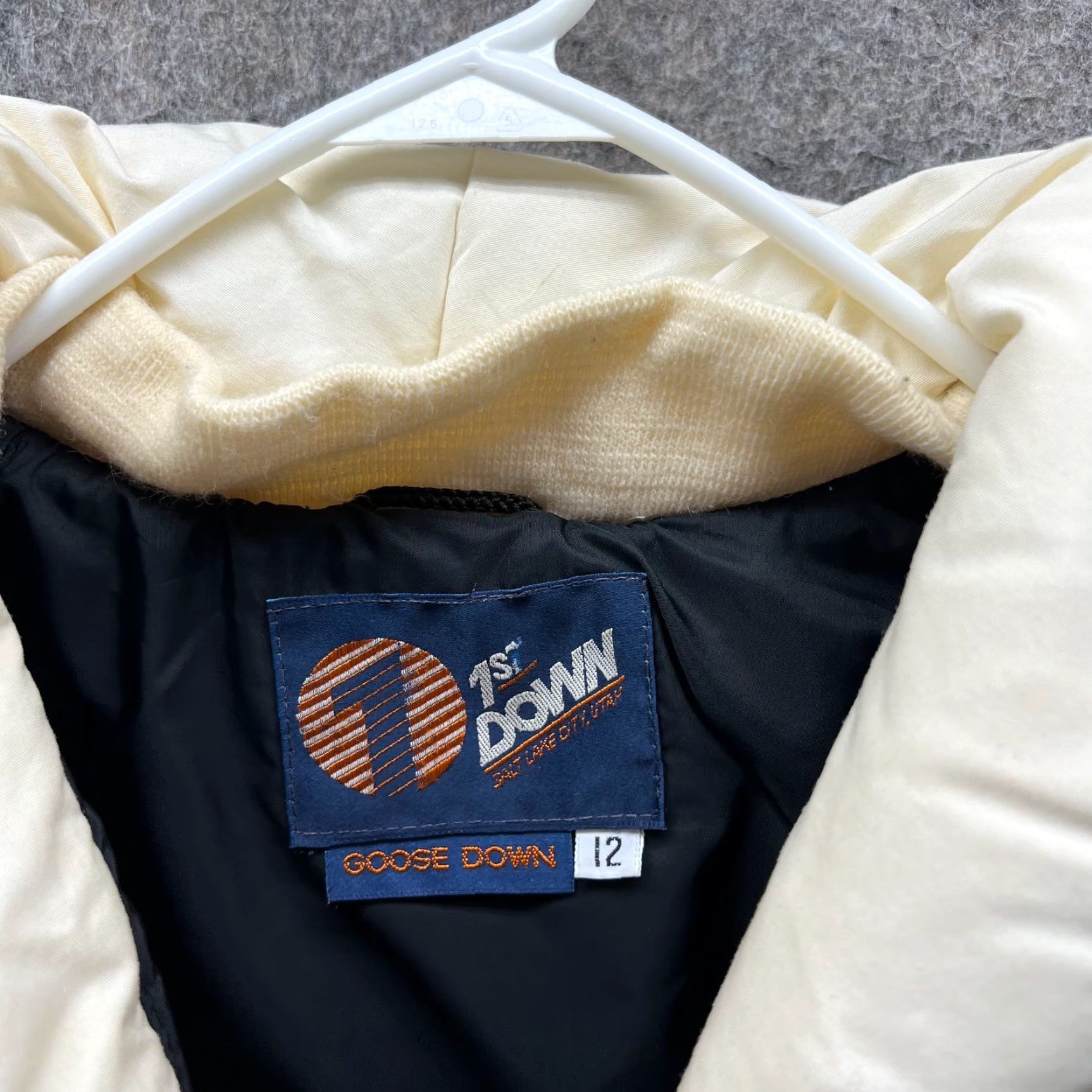 Vintage VINTAGE First Down Jacket Womens 12 Puffer Full Zip Heavyweight Down 90s Cream Beige Size XL / US 12-14 / IT 48-50 - 7 Thumbnail