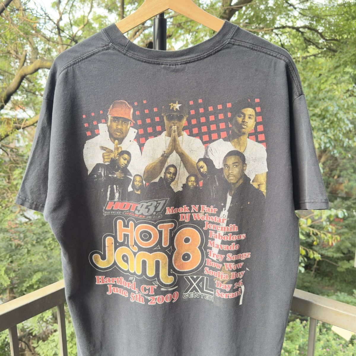 Band Tees 2009 Hot Jam Thrashed Faded Distressed Shirt ERD Grunge Rap Size US L / EU 52-54 / 3 - 9 Thumbnail