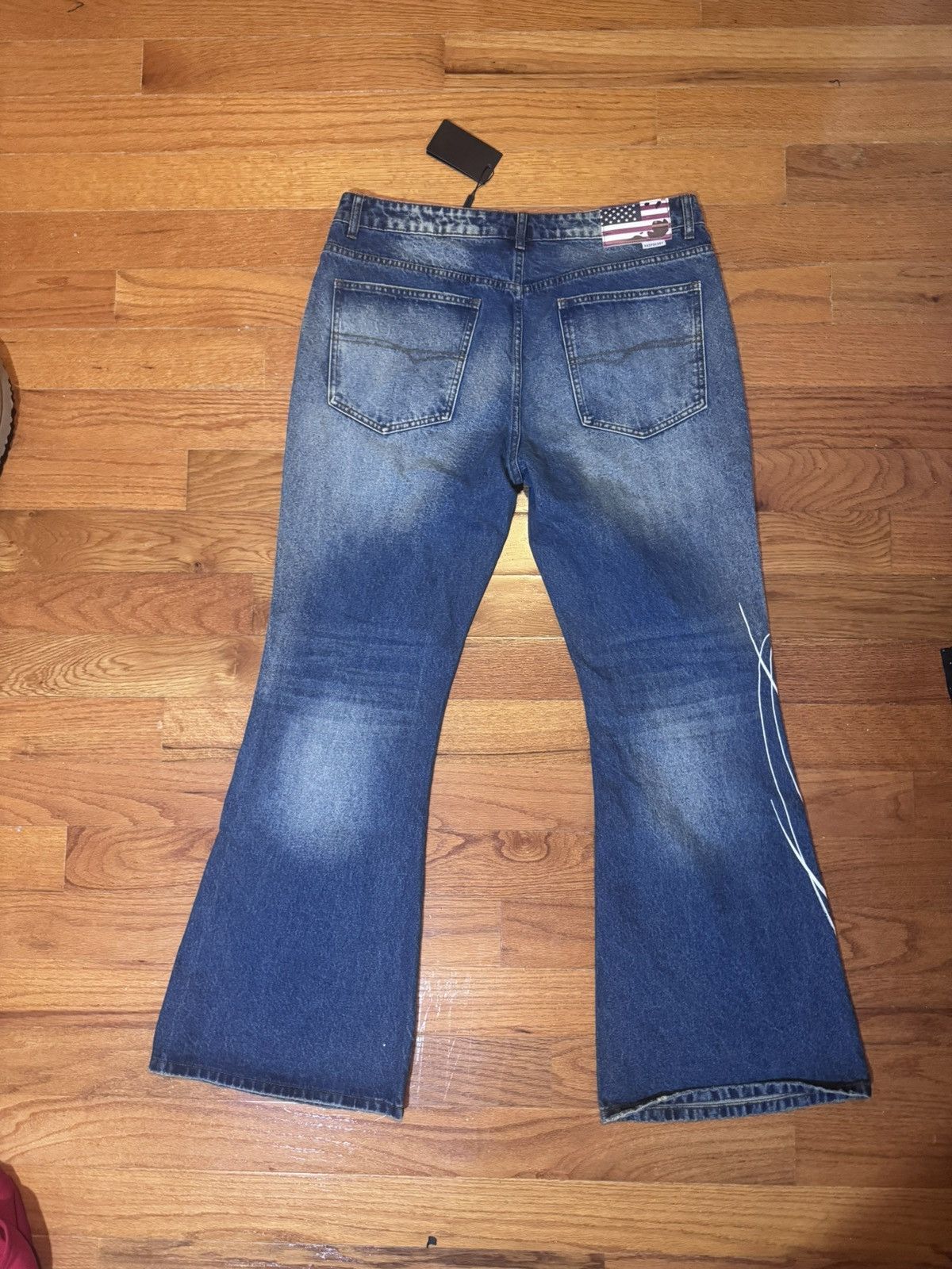 The GV Gallery GV GALLERY MILEY CYRUS FLARED DENIM(size 36) Size US 36 / EU 52 - 2 Thumbnail