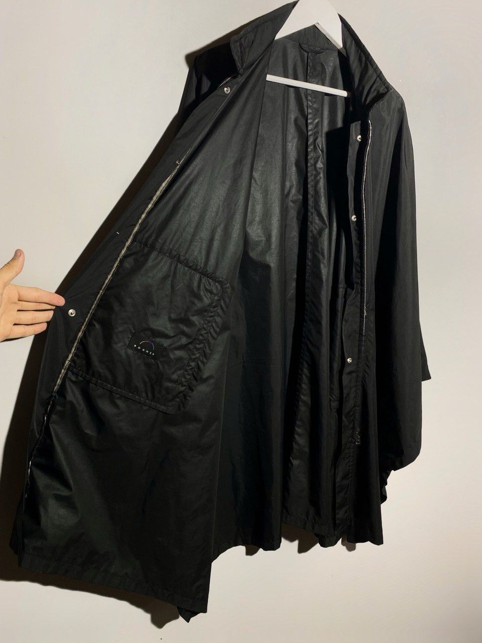 Bogner Vintage Bogner Poncho Rain Jacket in Black Size US L / EU 52-54 / 3 - 8 Thumbnail