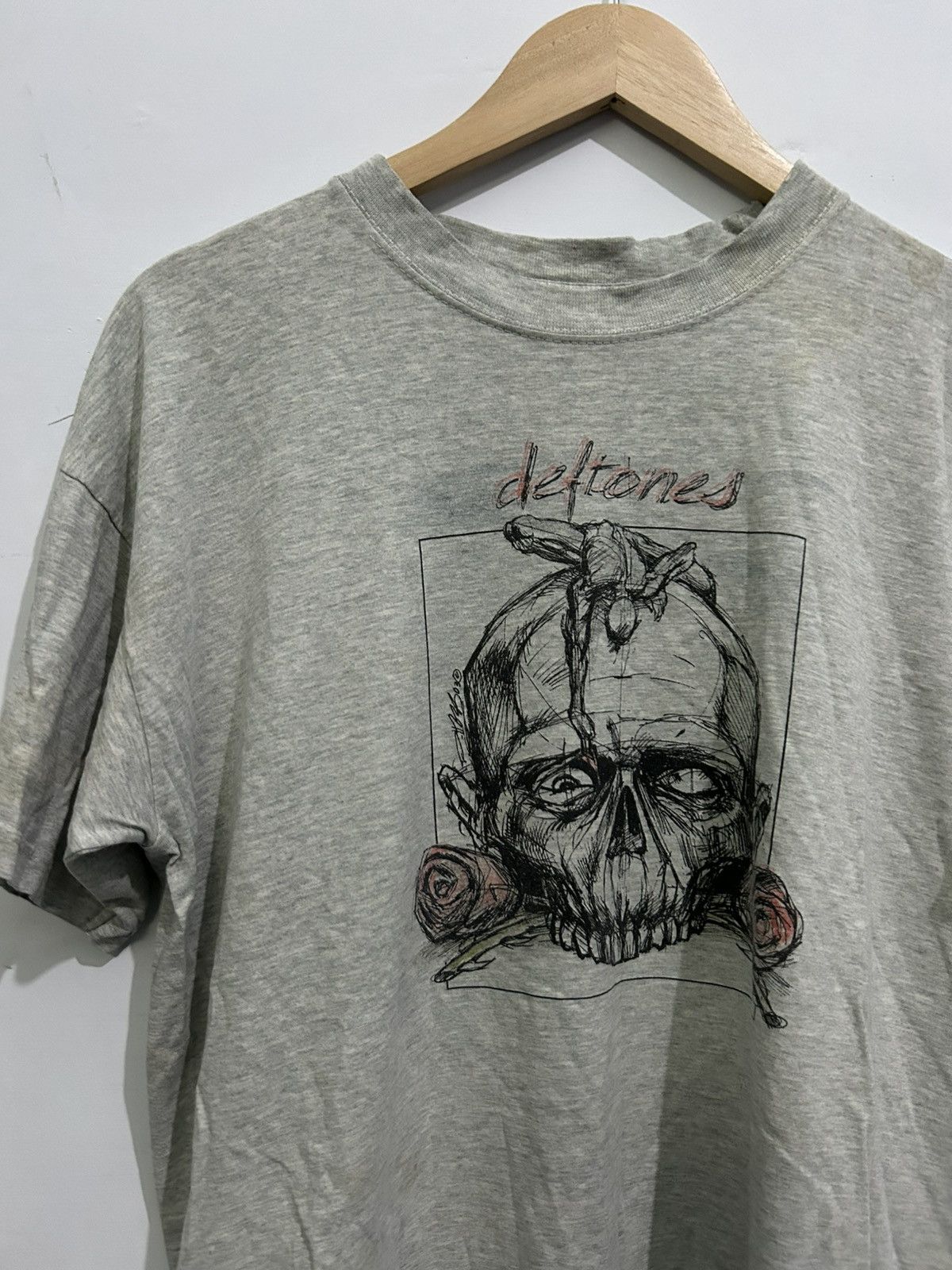 Band Tees Deftones self titled tshirt Size US L / EU 52-54 / 3 - 2 Thumbnail